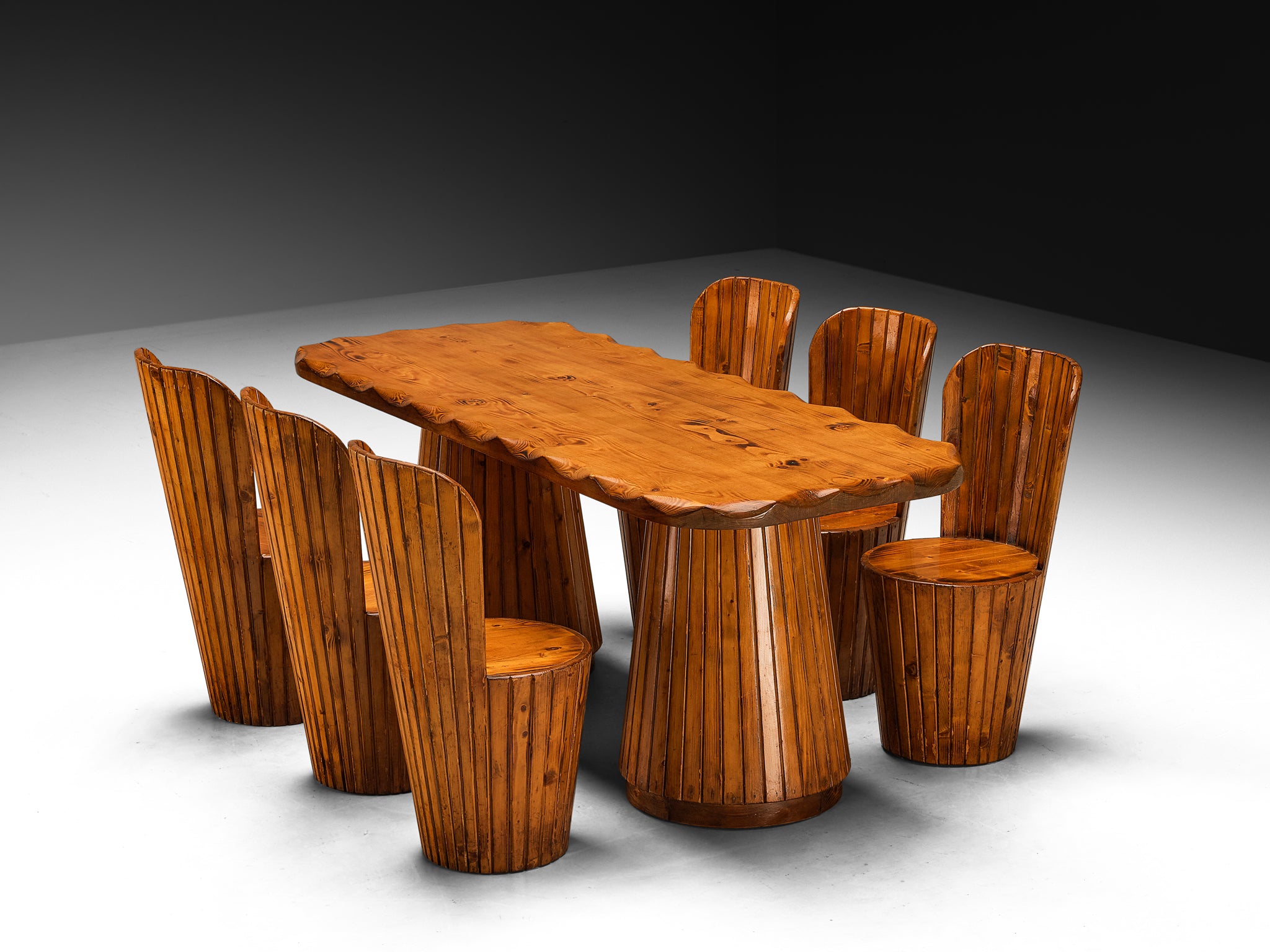Italian Naturalistic Dining Set With Six Chairs and Table in Pine Tables Morentz