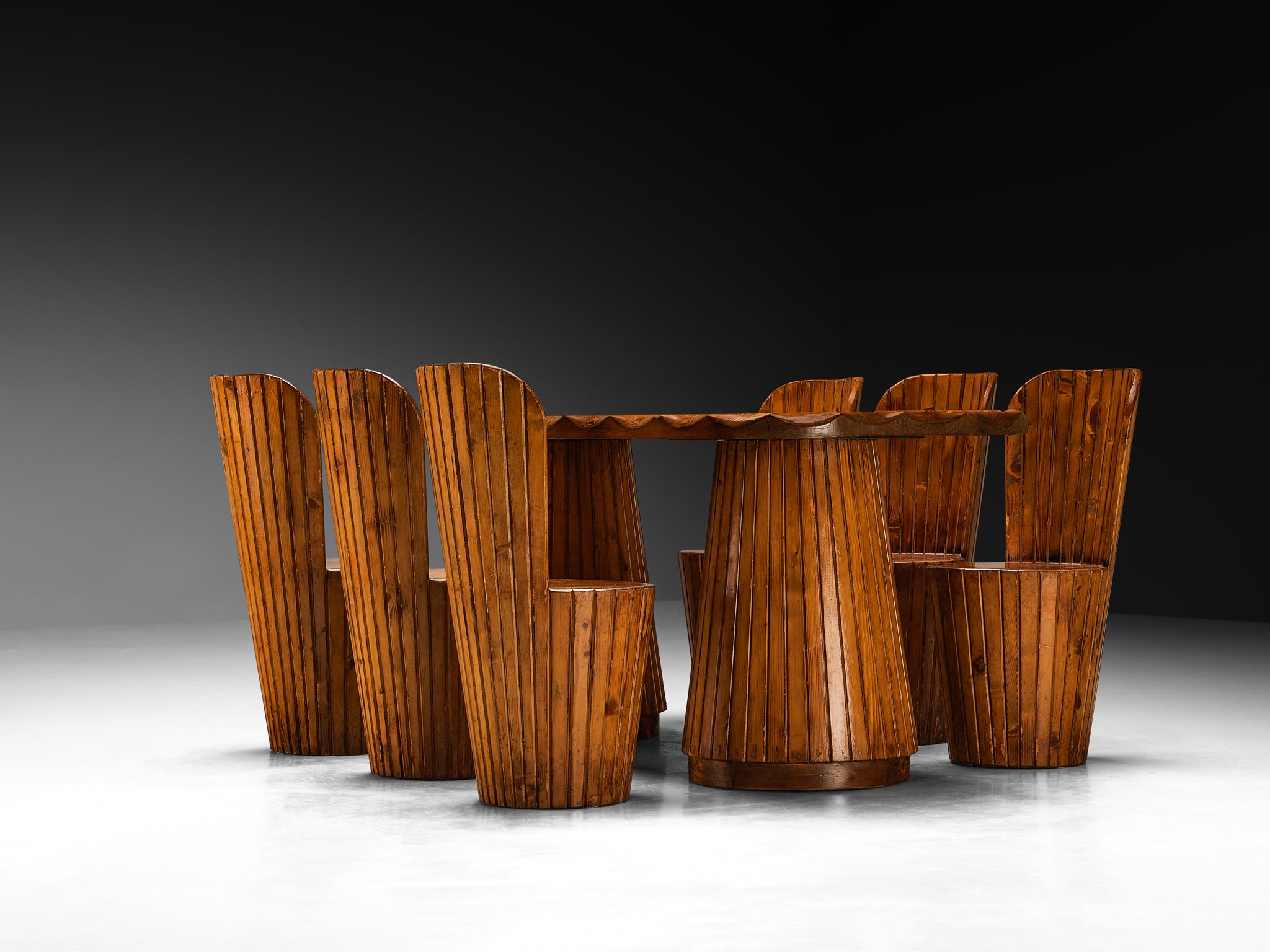 Italian Naturalistic Dining Set With Six Chairs and Table in Pine Tables Morentz