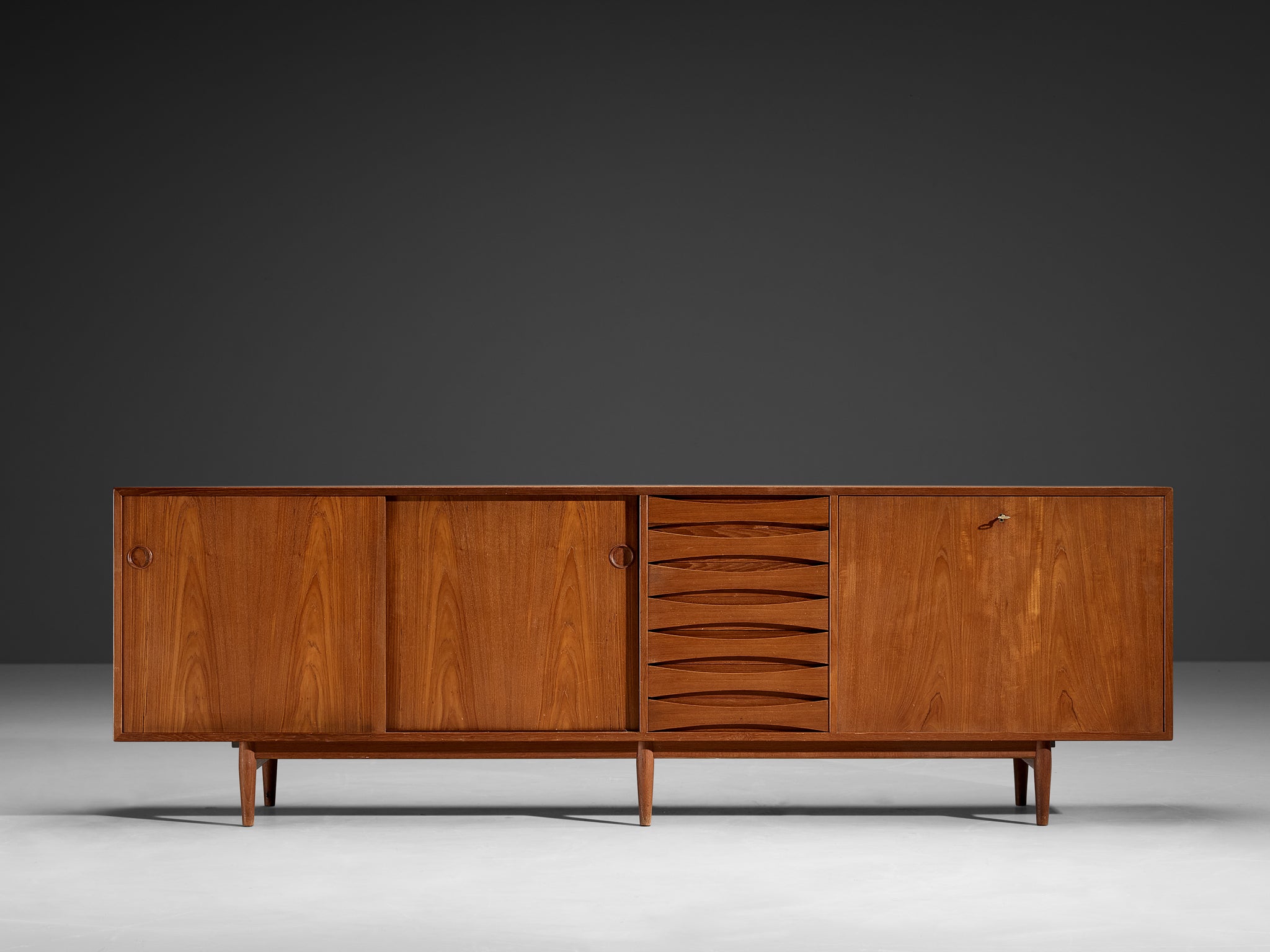 Arne Vodder Sideboard in Teak with Reversible Doors Case pieces and storage cabinets Morentz