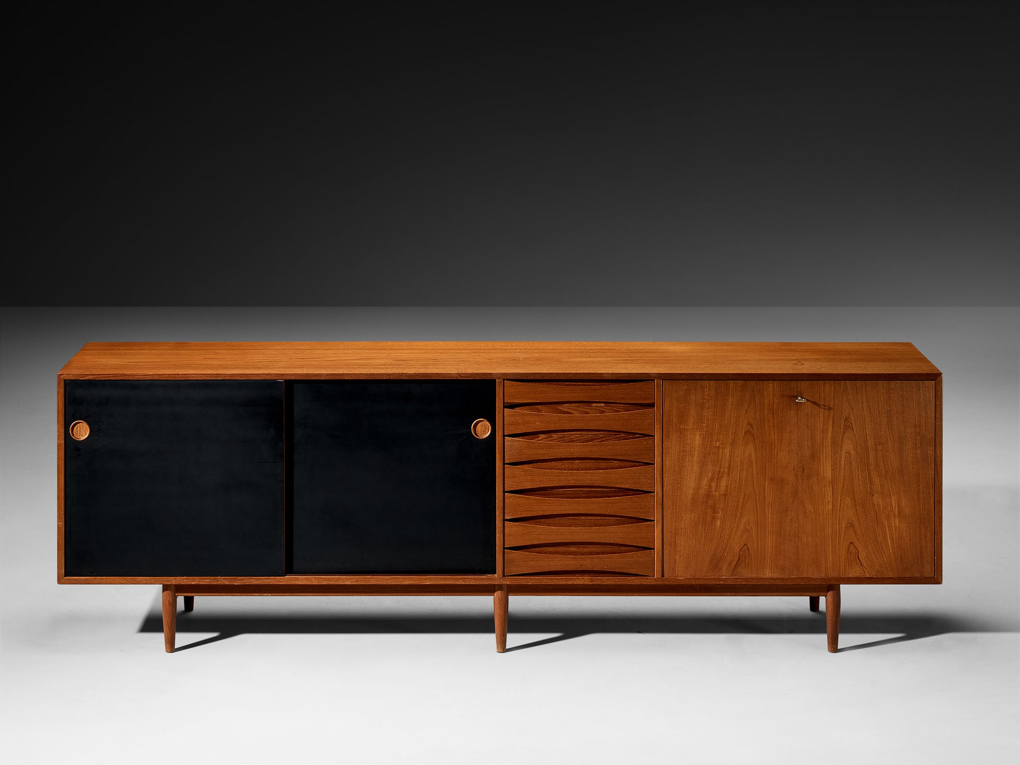Arne Vodder Sideboard in Teak with Reversible Doors Case pieces and storage cabinets Morentz