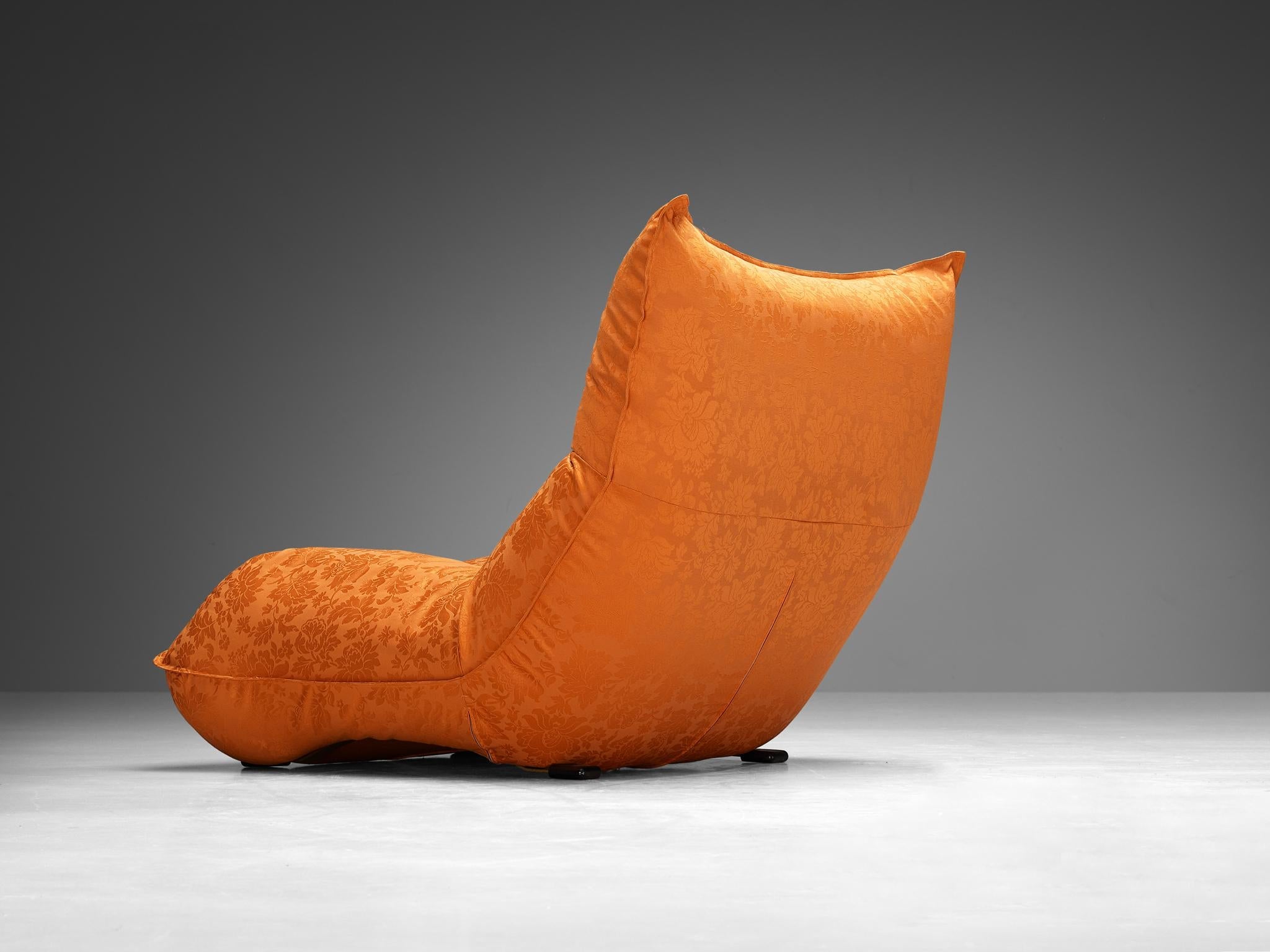 Vittorio Varo for Plan 'Zinzolo' Lounge Chair in Orange Upholstery seating Morentz