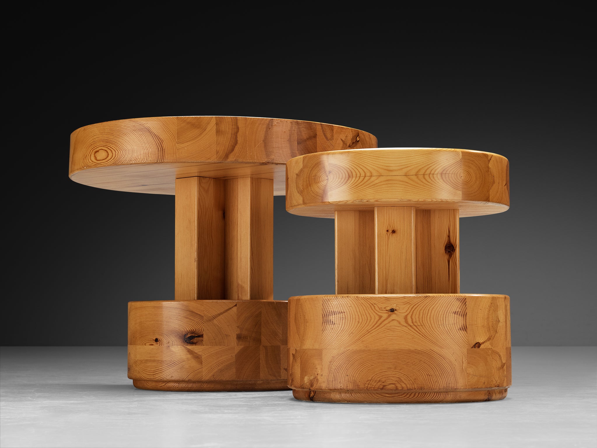 Set of 1970s Scandinavian Round Side Tables in Solid Pine Tables Morentz