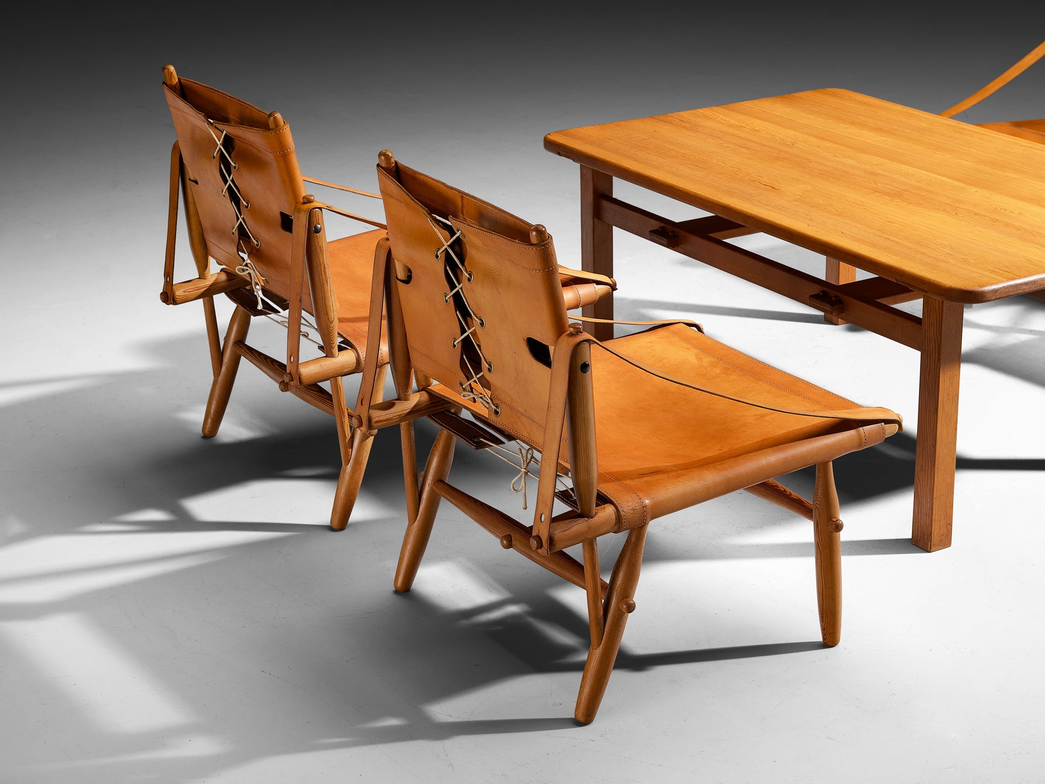 Rare Ilmari Tapiovaara for Lukkiseppo Four 'Chaco' Lounge Chairs with Table seating Morentz