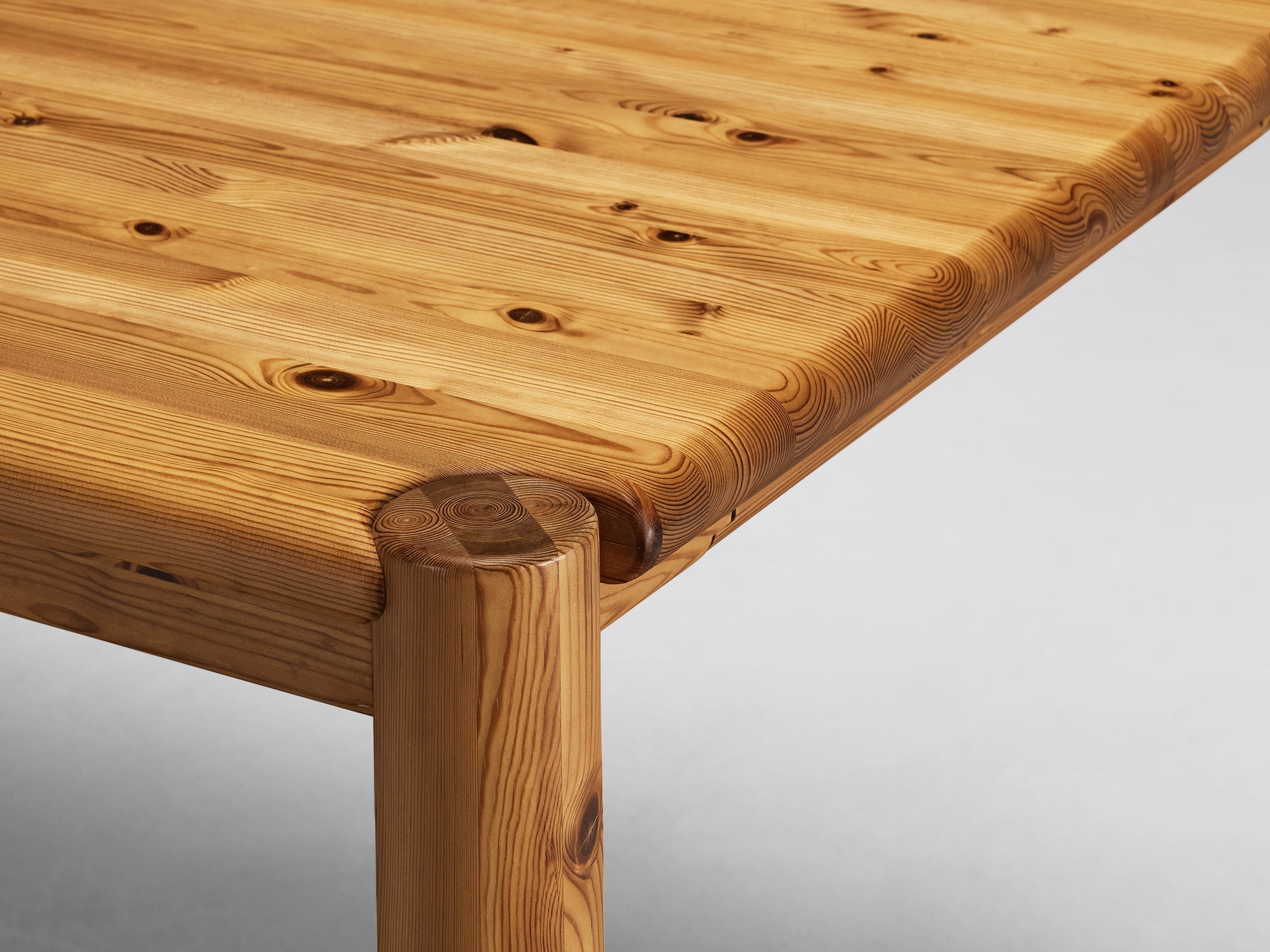 Rainer Daumiller Extendable Drop-Leaf Dining Table in Solid Pine tables Morentz