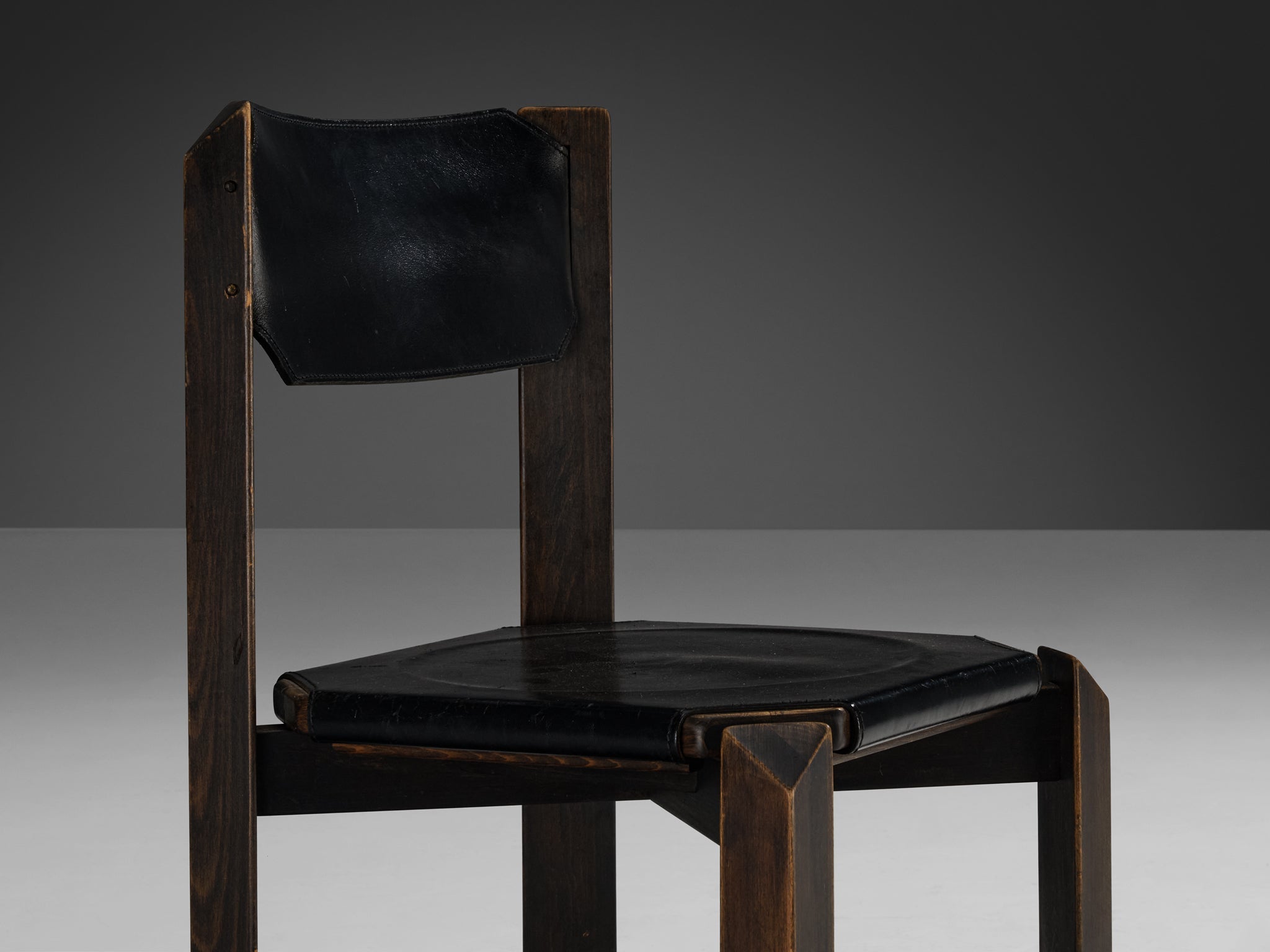 1970s Sturdy Dining Chair in Black Leather & Wood with Architectural Design seating Morentz