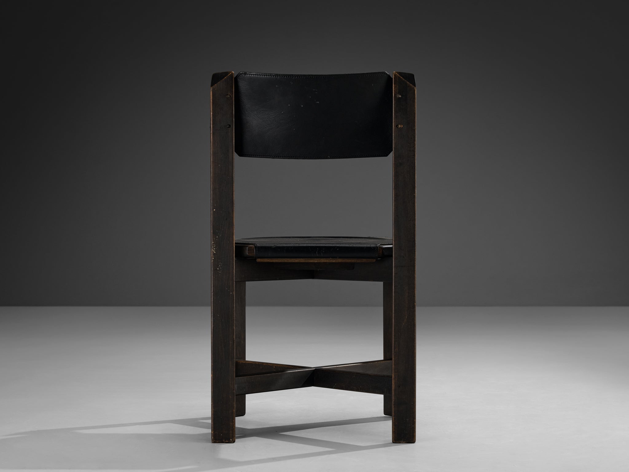 1970s Sturdy Dining Chair in Black Leather & Wood with Architectural Design seating Morentz
