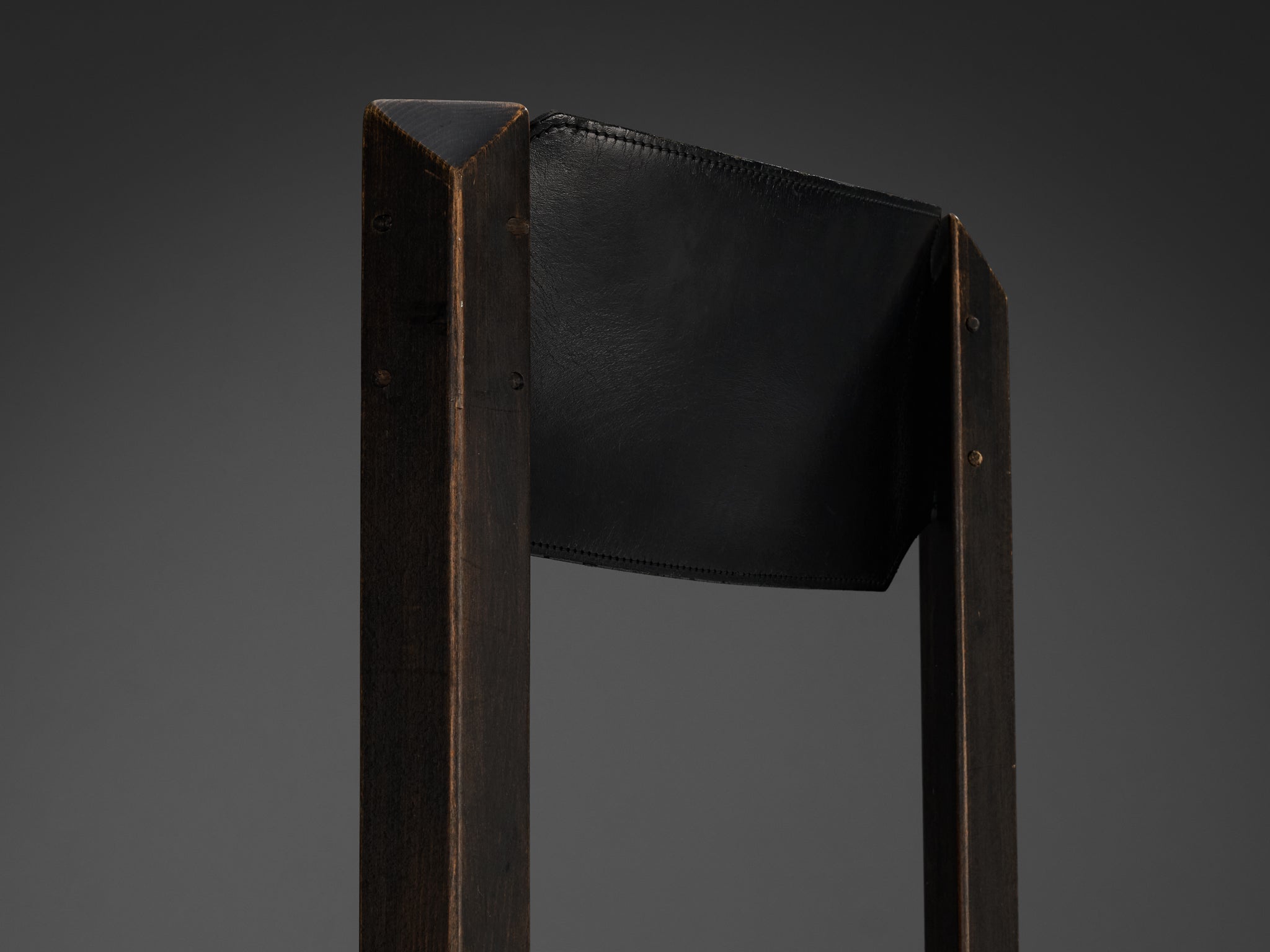 1970s Sturdy Dining Chair in Black Leather & Wood with Architectural Design seating Morentz