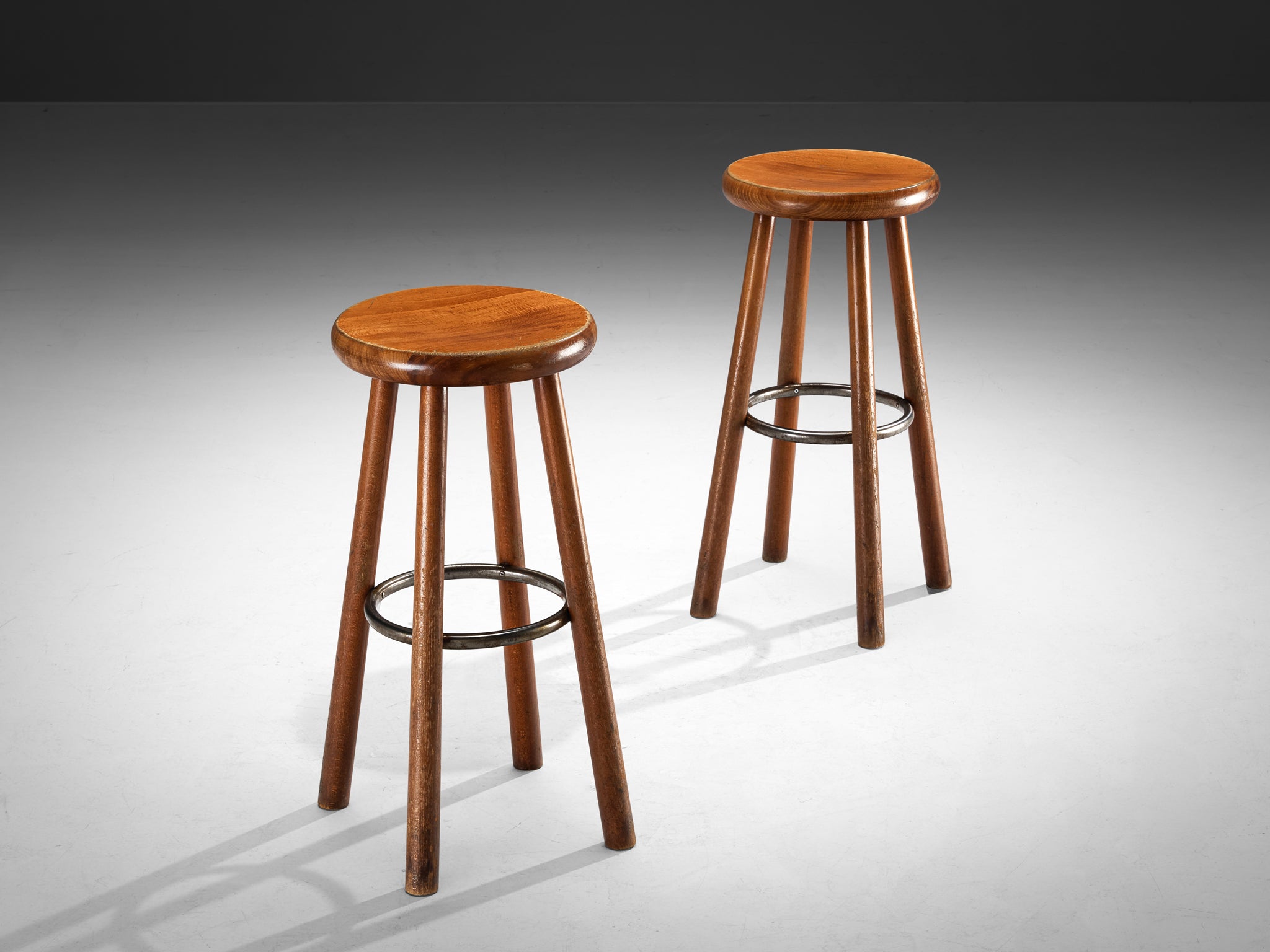 Sturdy Mid-century Bar Stools in Solid Wood Seating Morentz