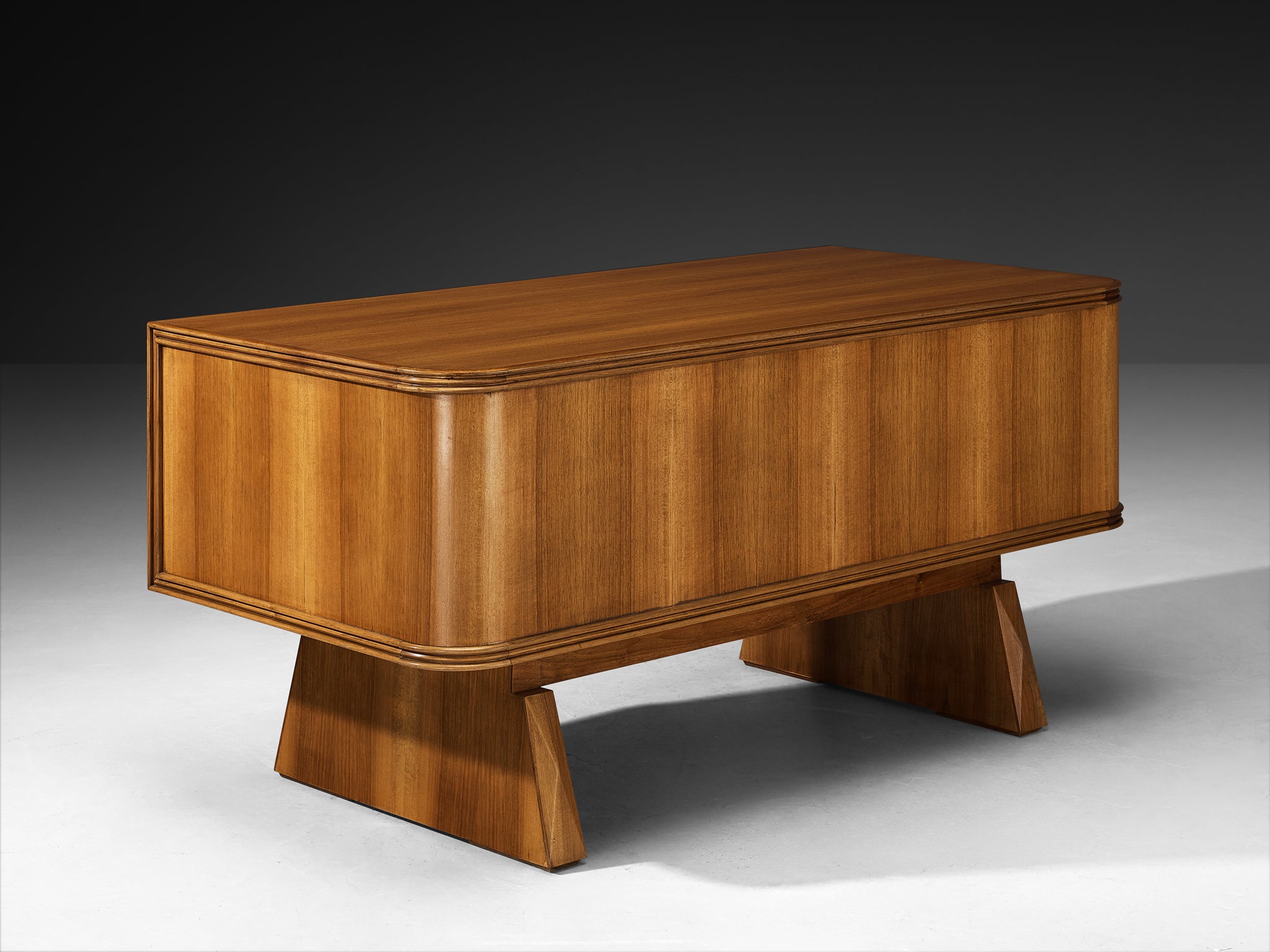 1950s Mid-Century Modern Italian Desk in Walnut and Brass Tables Morentz