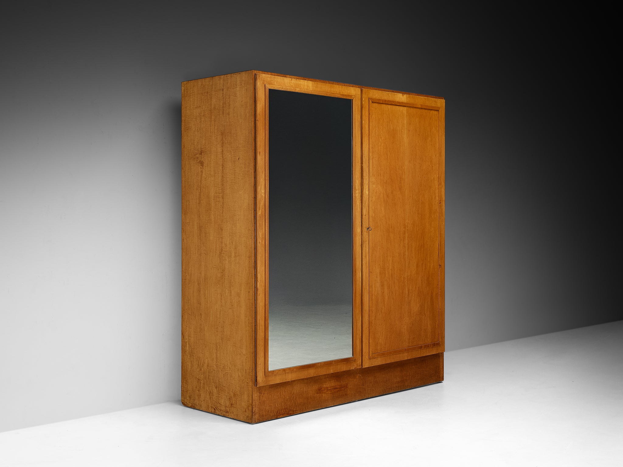Rare Studio B.B.P.R. Wardrobe in Maple and Mirrored Glass ca. 1933 Case pieces and storage cabinets Morentz