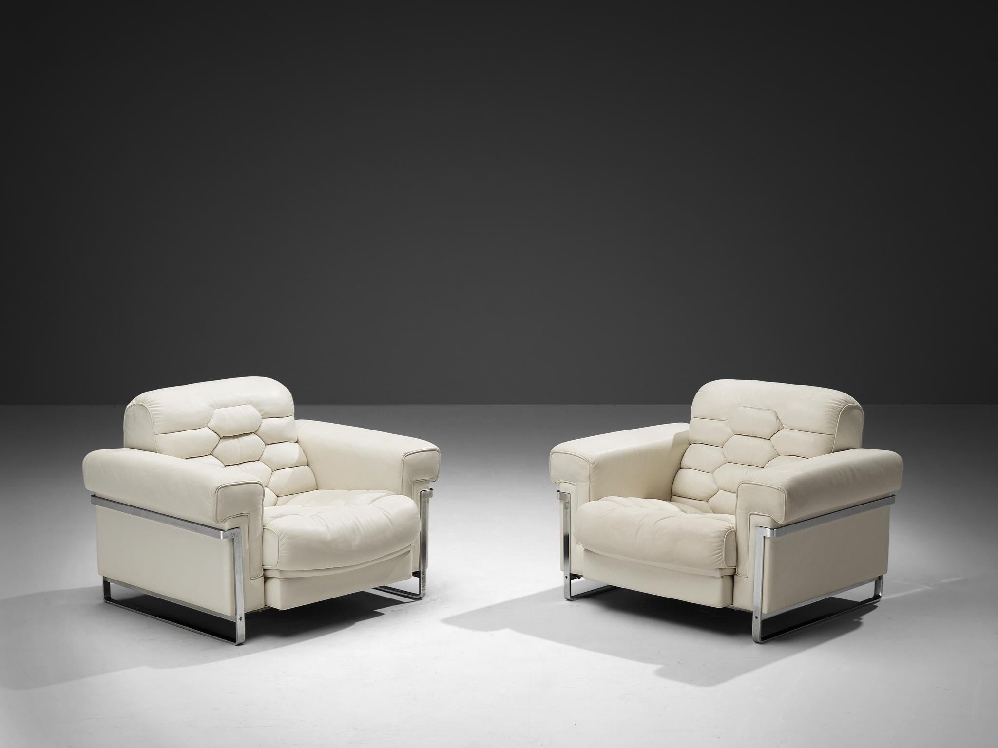 Robert Haussmann for De Sede 'DS-P' Pair of Lounge Chairs in White Leather seating Morentz
