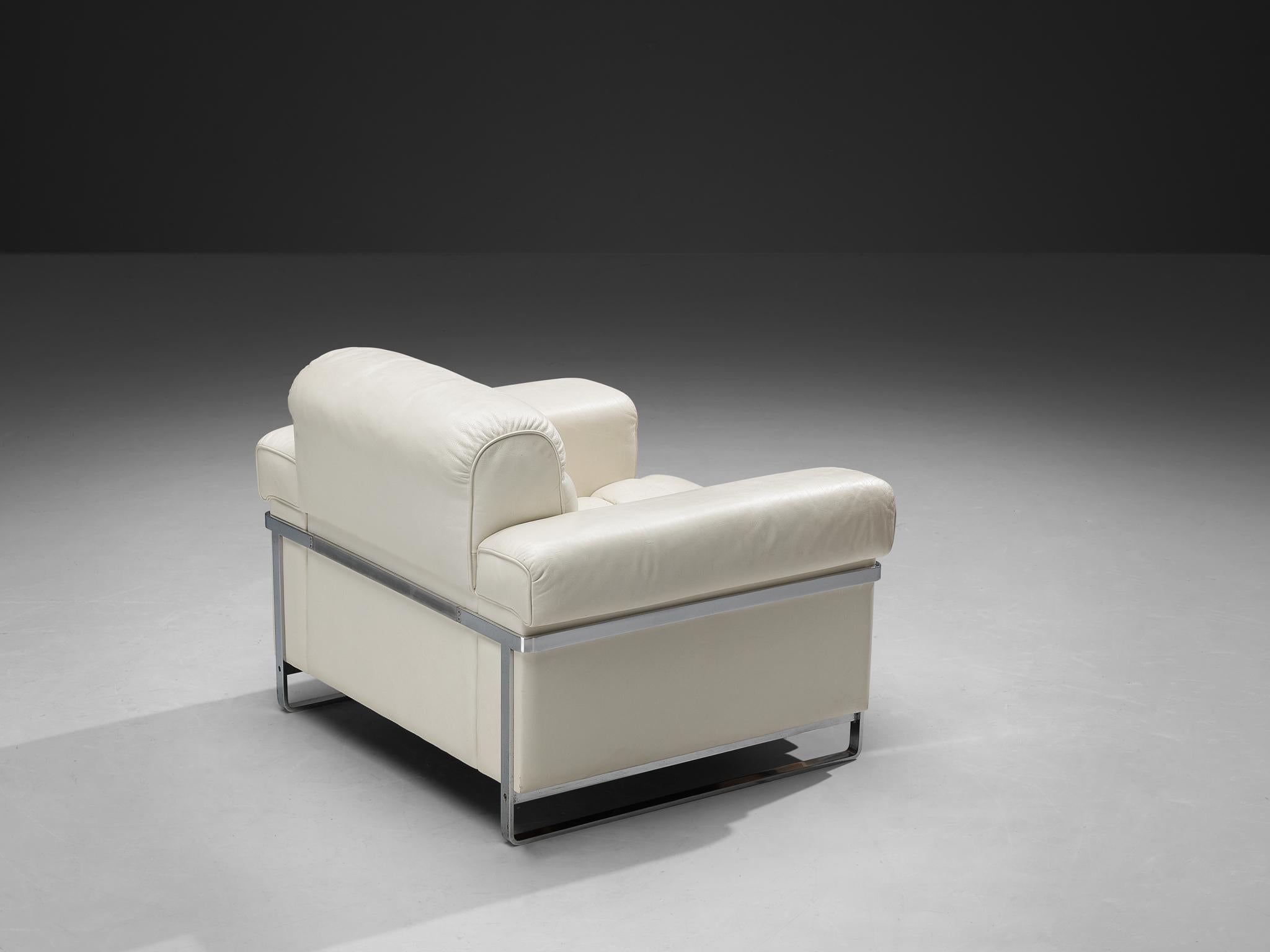 Robert Haussmann for De Sede 'DS-P' Pair of Lounge Chairs in White Leather seating Morentz