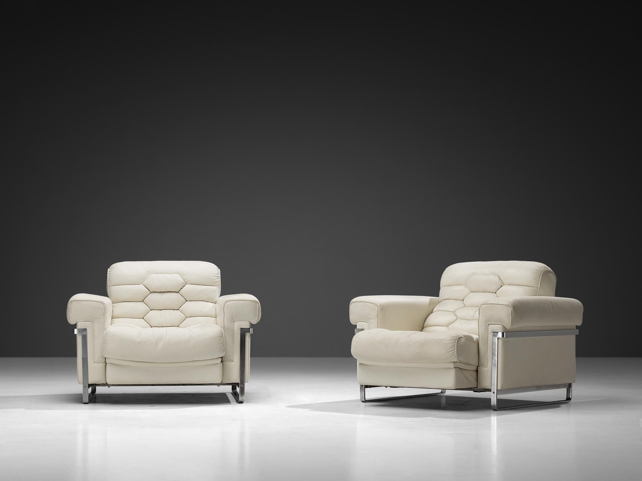 Robert Haussmann for De Sede 'DS-P' Pair of Lounge Chairs in White Leather seating Morentz