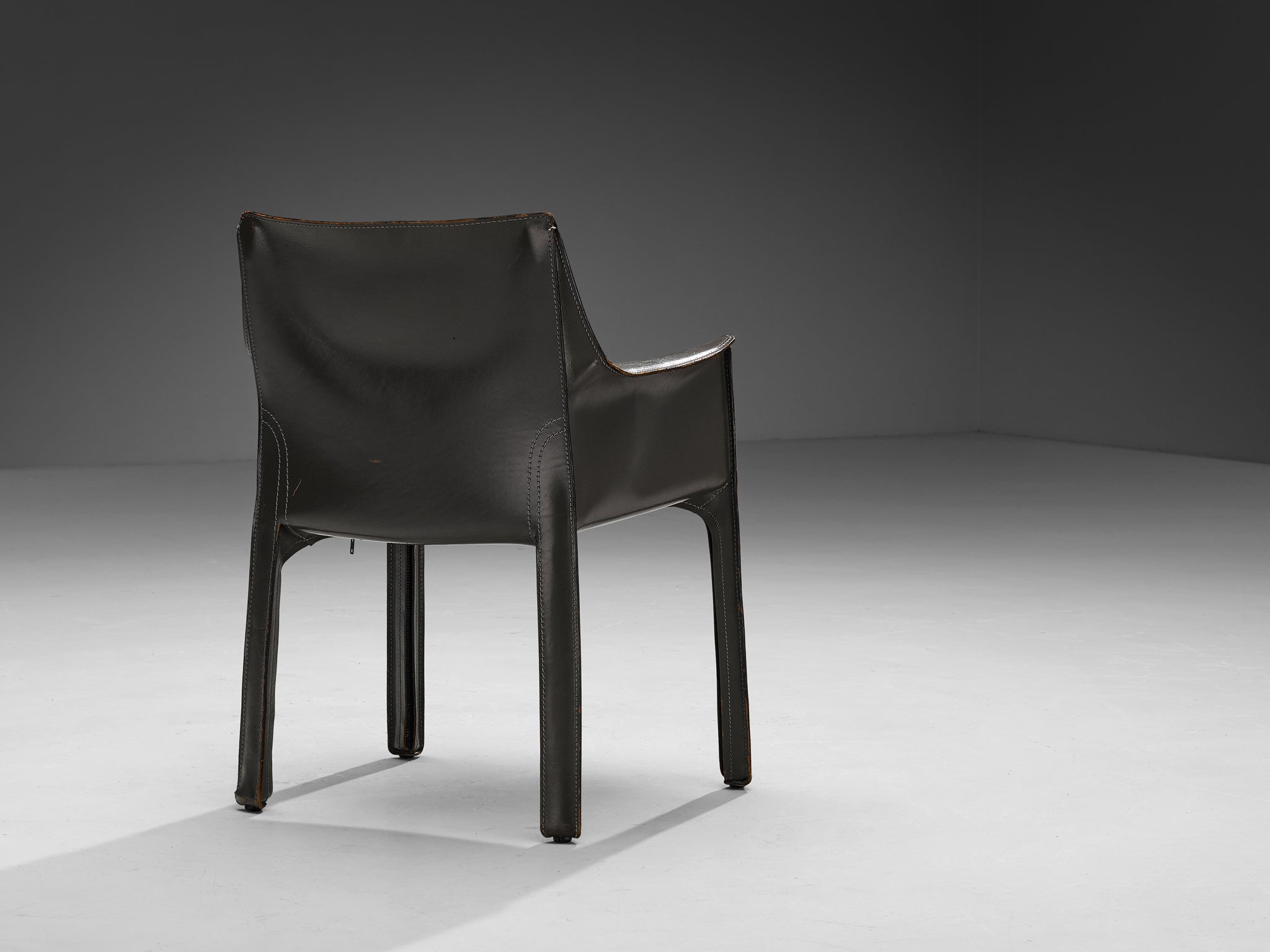 Mario Bellini for Cassina CAB 413 Set of Six Dining Chairs in Grey Leather Seating Morentz