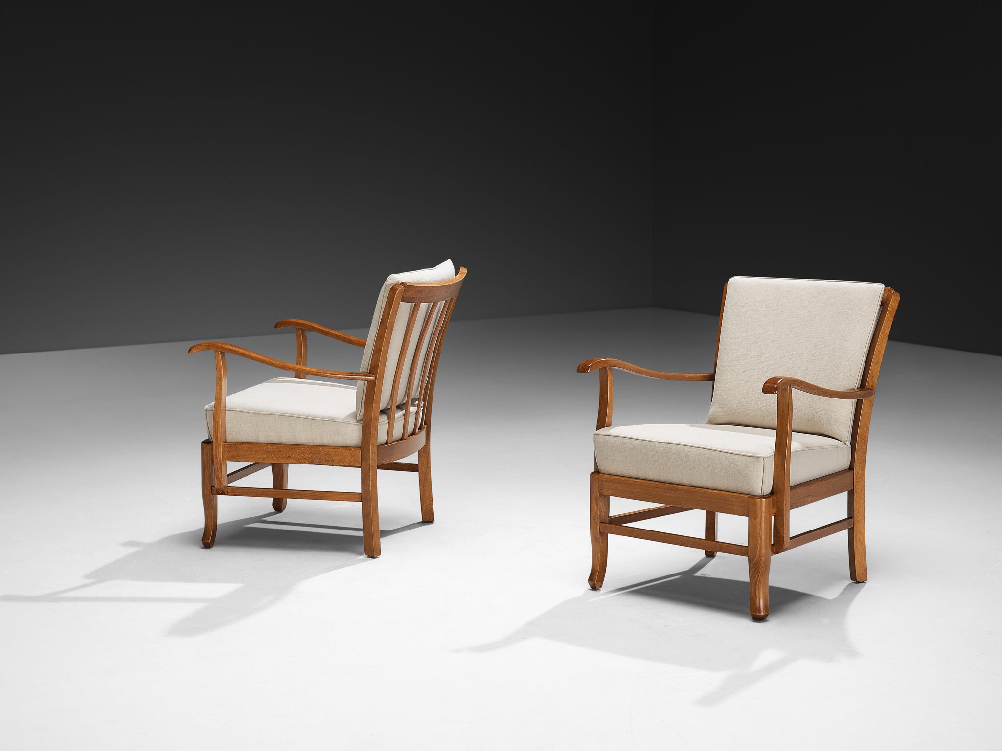 Armchairs in Solid Wood and Neutral Cushions Seating Morentz