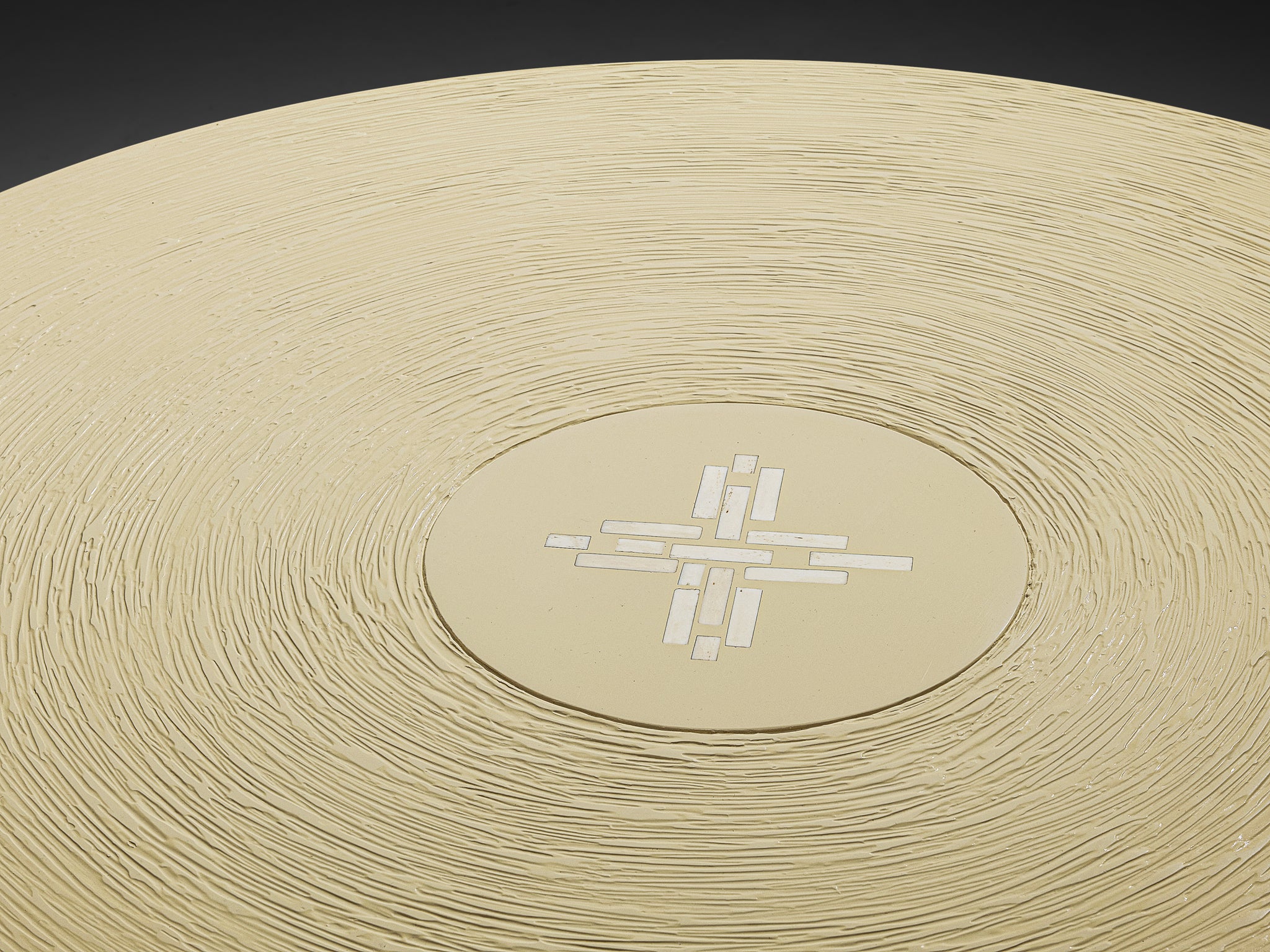 Jean Claude Dresse Dining or Center Table in Off-White Resin Tables Morentz