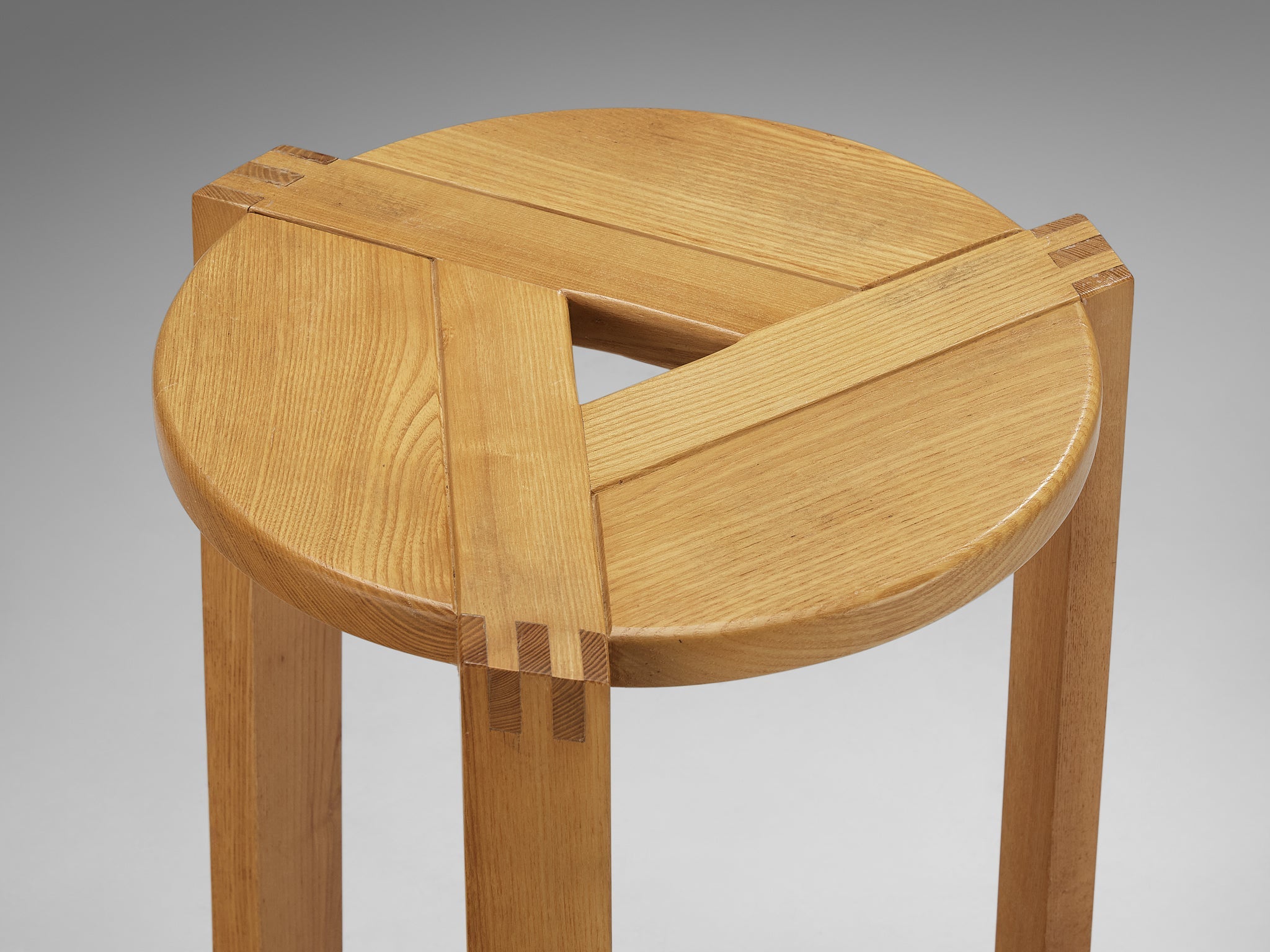 Geometric Round Stool in Solid Oak seating Morentz
