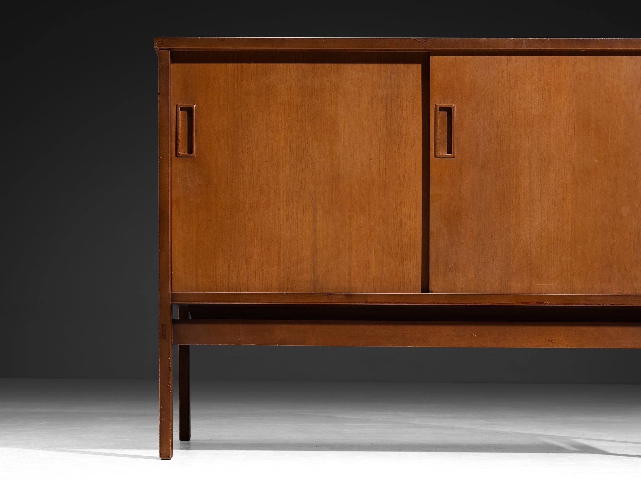 Gianfranco Frattini for Cantieri Carugati Cabinet in Cherry case pieces and storage cabinets Morentz