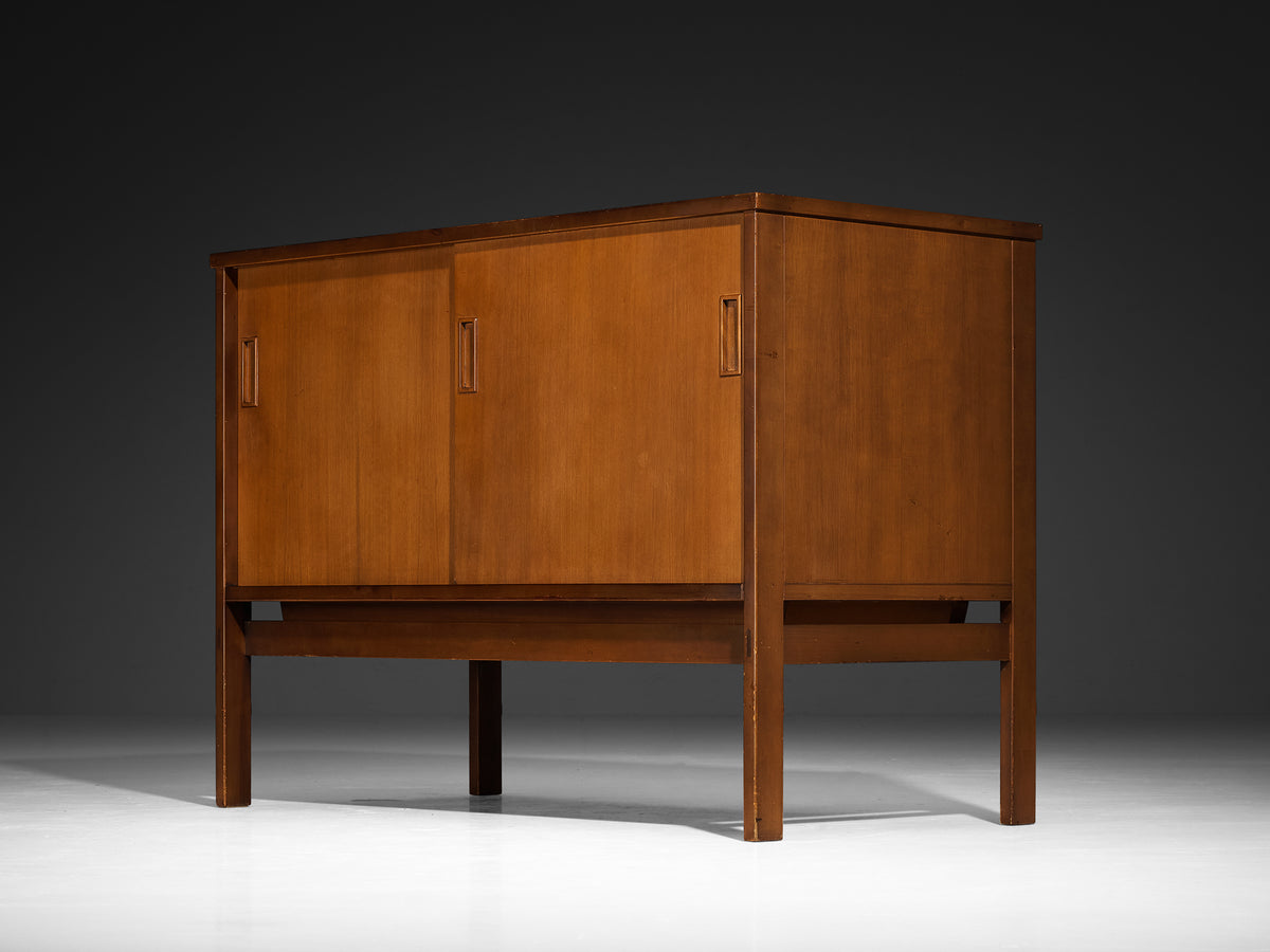 Gianfranco Frattini for Cantieri Carugati Cabinet in Cherry Case pieces and storage cabinets Morentz
