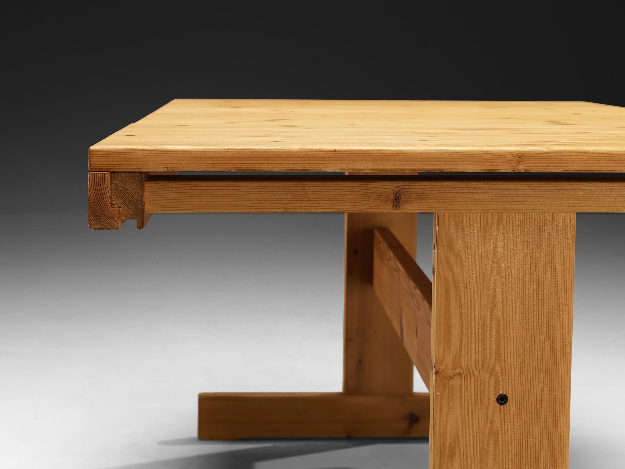 Dining Table with Trestle Base in Solid Pine Wood tables Morentz