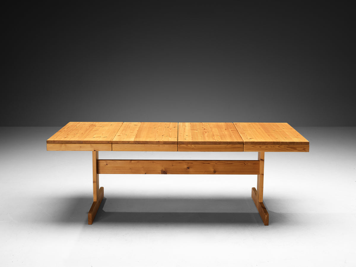 Extendable Dining Table with Trestle Base in Solid Pine Wood Tables Morentz