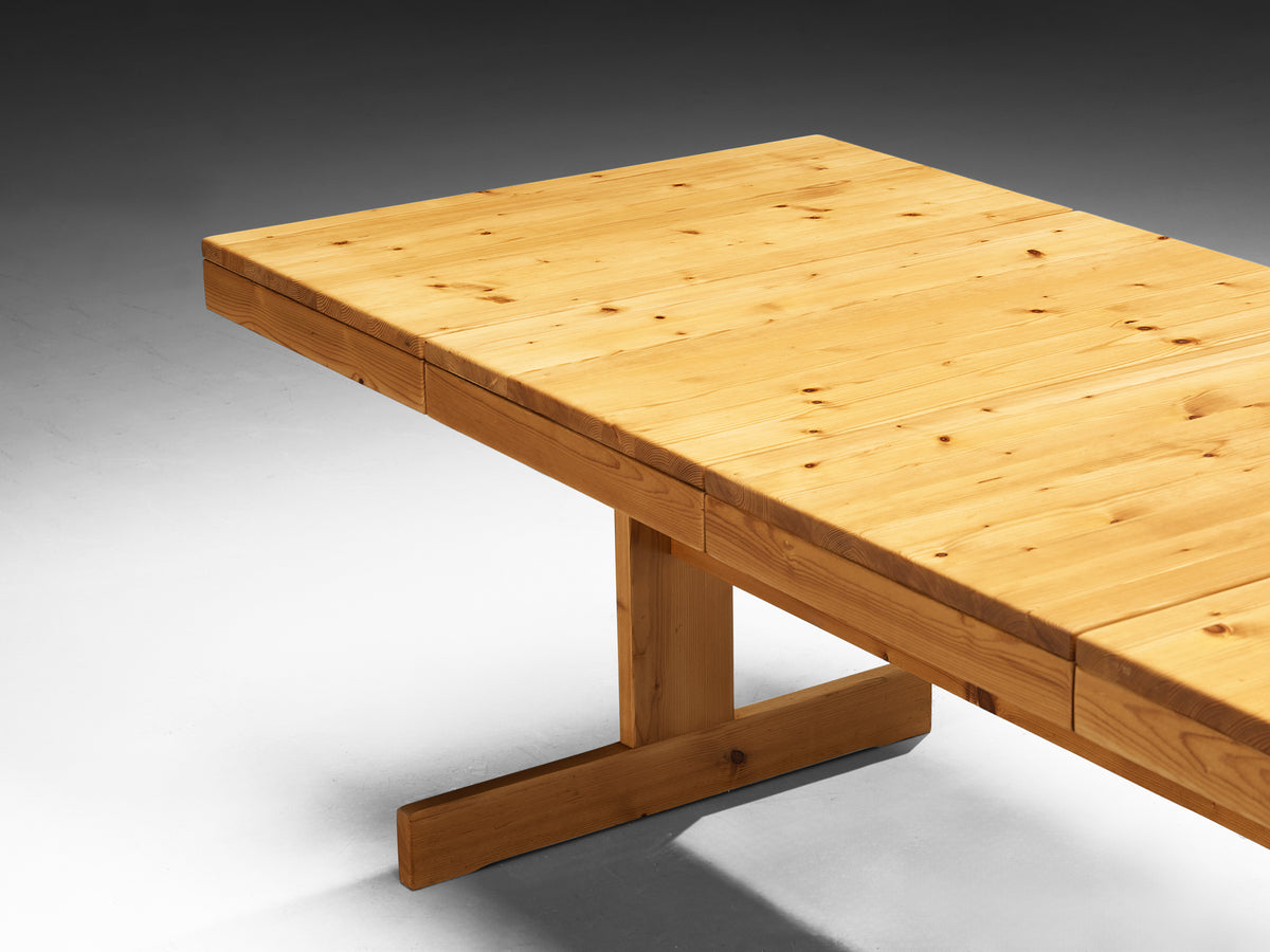 Extendable Dining Table with Trestle Base in Solid Pine Wood Tables Morentz