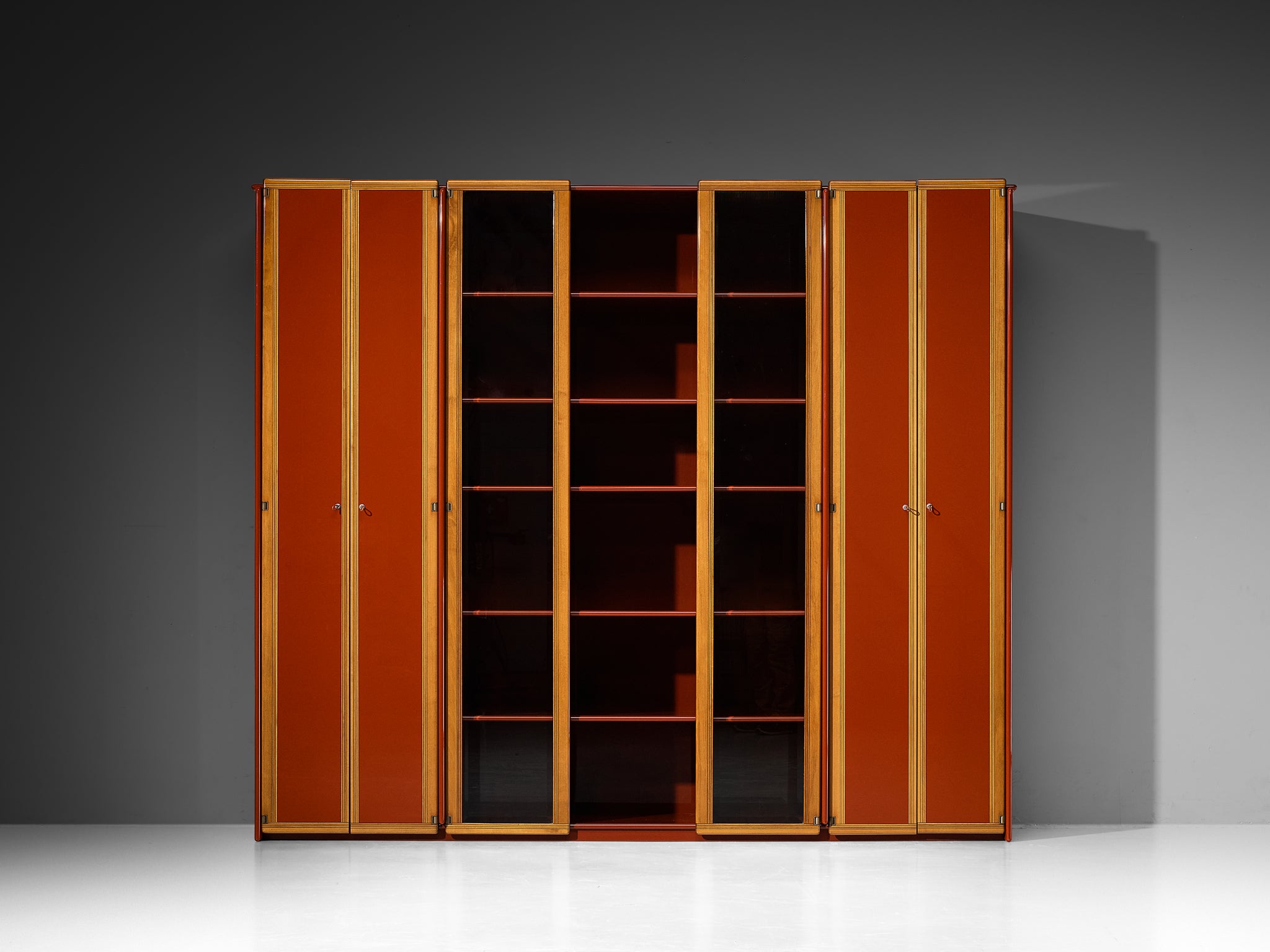 Afra & Tobia Scarpa for Maxalto Large 'Artona' Vitrine or Sideboard in Red Case pieces and storage cabinets Morentz