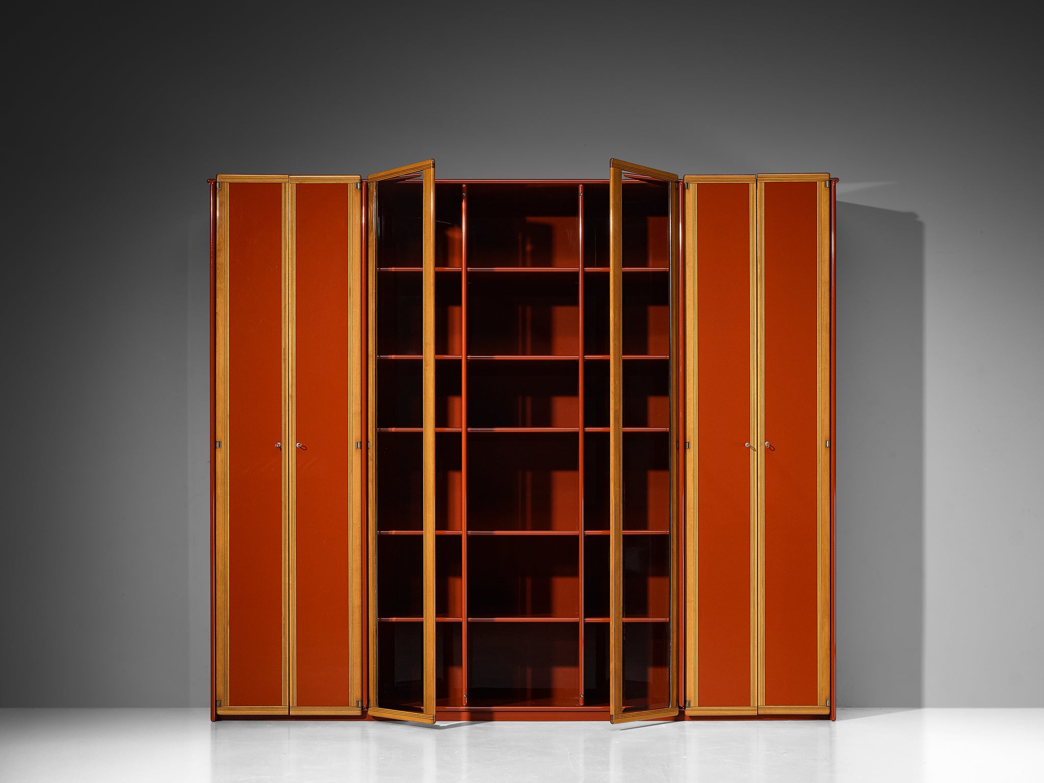 Afra & Tobia Scarpa for Maxalto Large 'Artona' Vitrine or Sideboard in Red Case pieces and storage cabinets Morentz