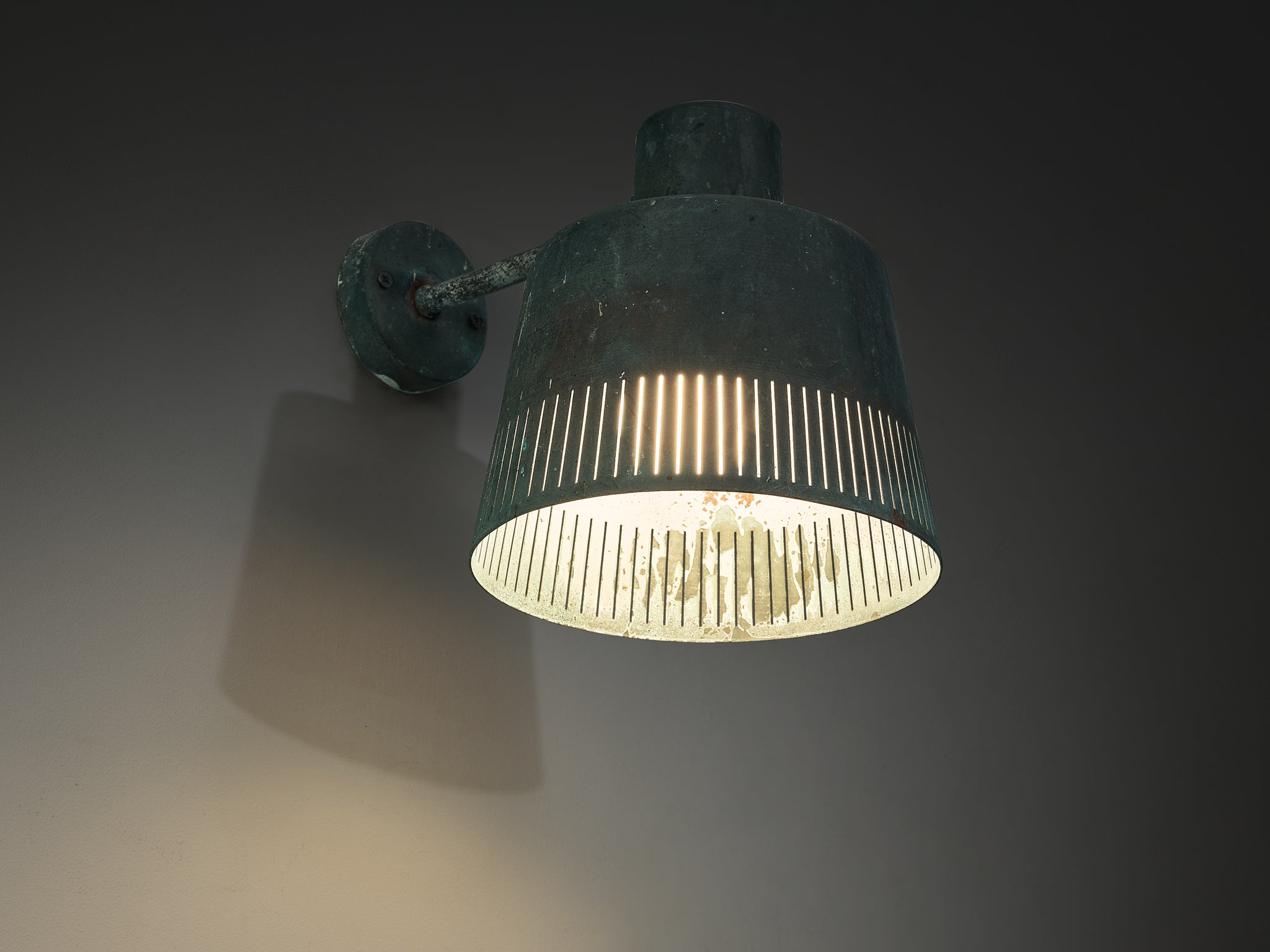 Hans Bergström for Ateljé Lyktan Wall Light in Patinated Copper Lighting Morentz