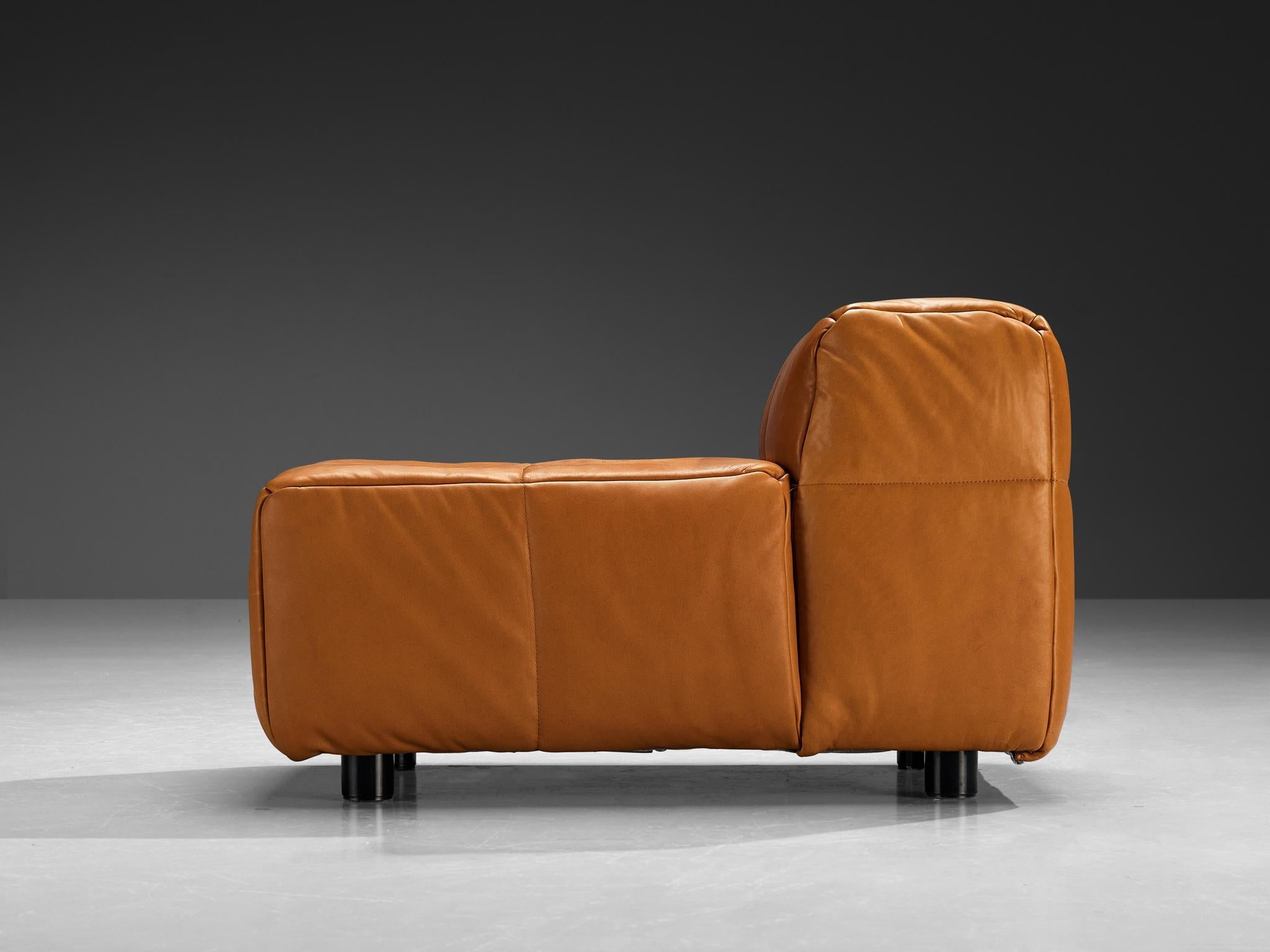 Hans Hopfer for Wiener Werkstätte Castell Lounge Chair in Cognac Leather seating Morentz
