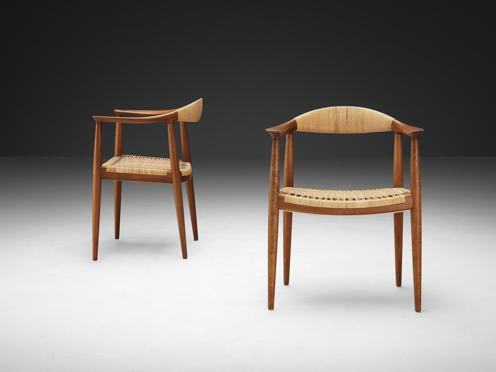 Hans J. Wegner 'The Chair/Round Chair' Dining Chairs in Teak and Cane seating Morentz