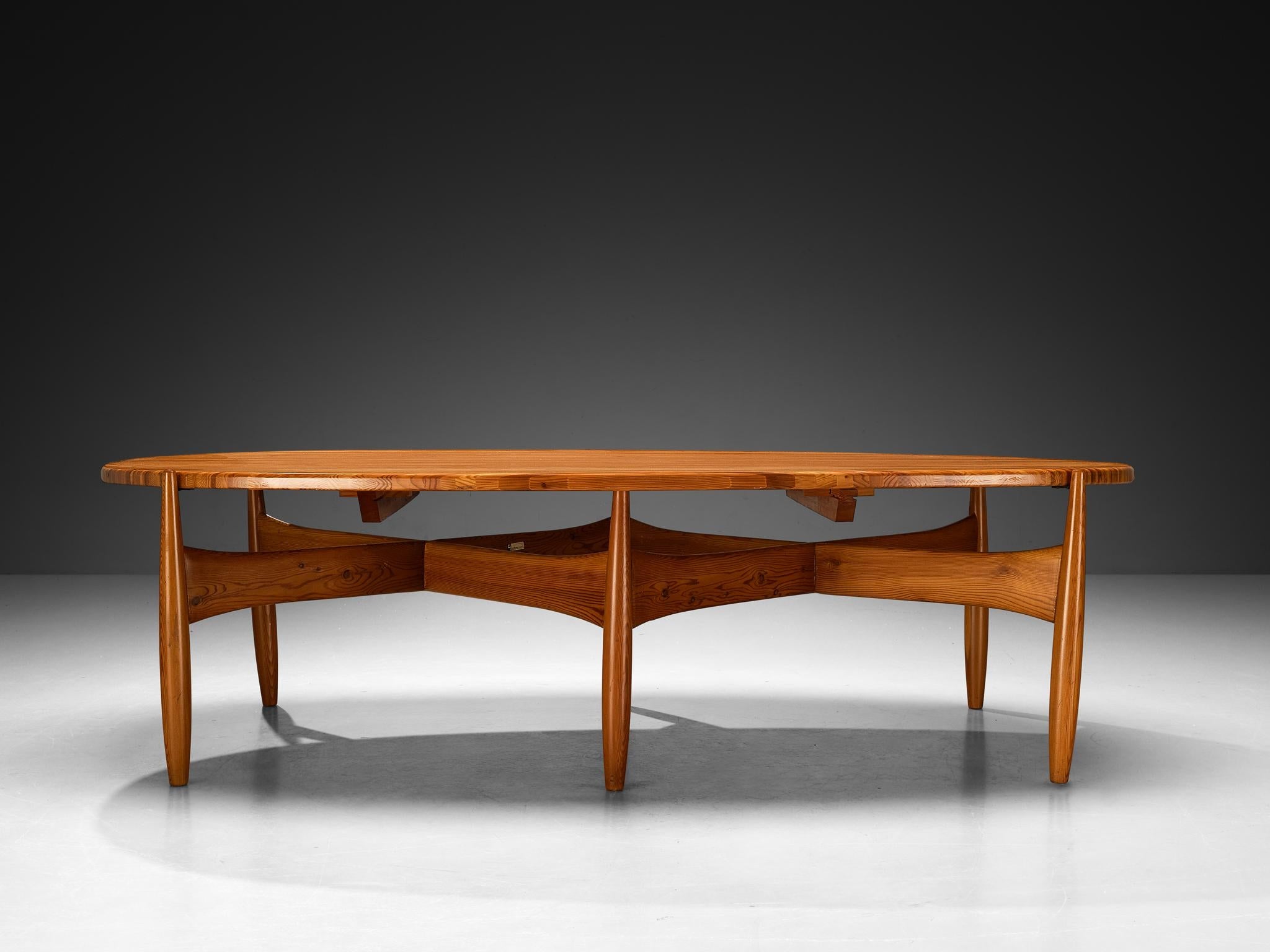 Rare Sergio Rodrigues for ISA Bergamo 'Sheriff' Dining Table in Solid Pine tables Morentz
