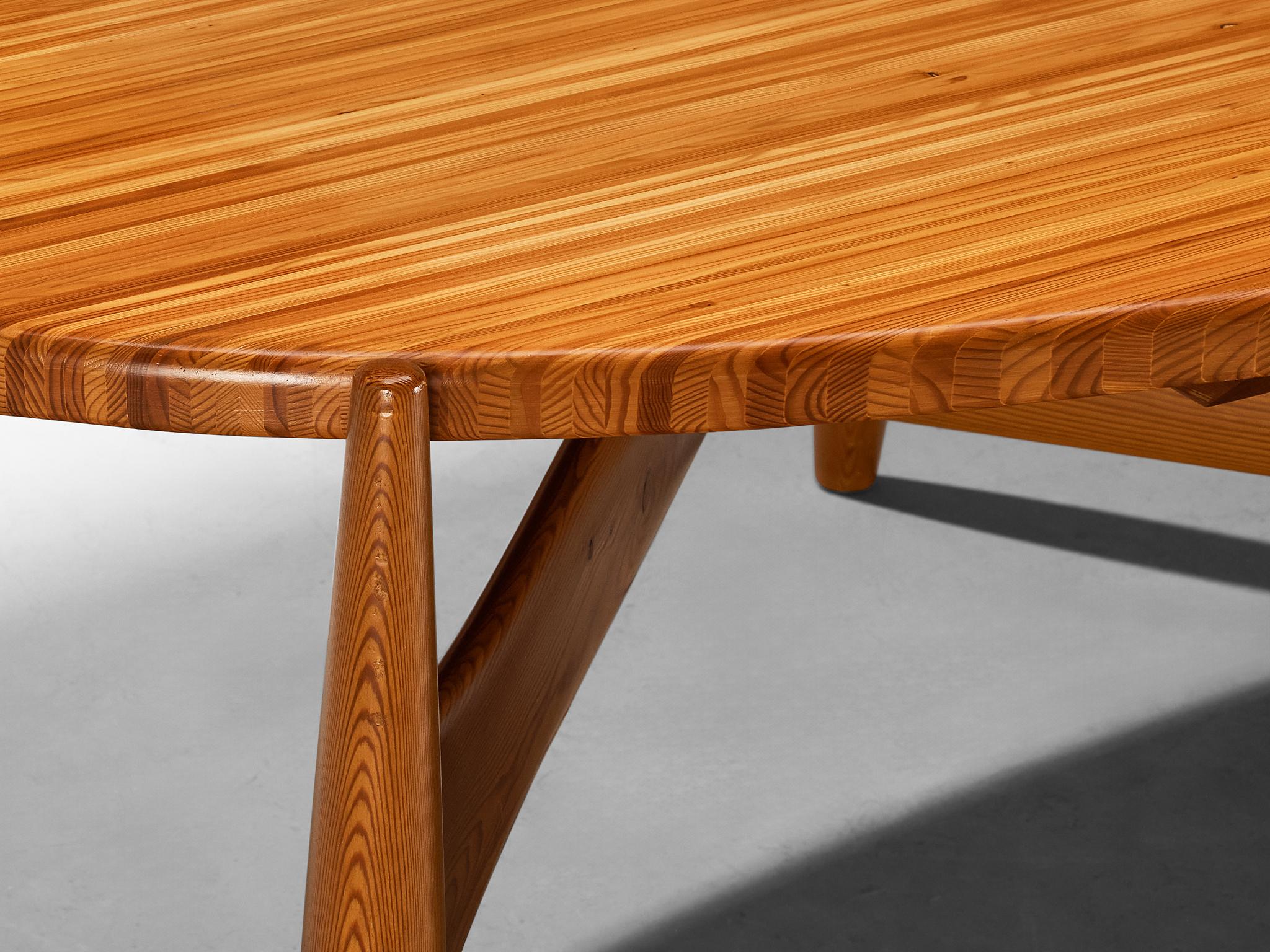 Rare Sergio Rodrigues for ISA Bergamo 'Sheriff' Dining Table in Solid Pine tables Morentz