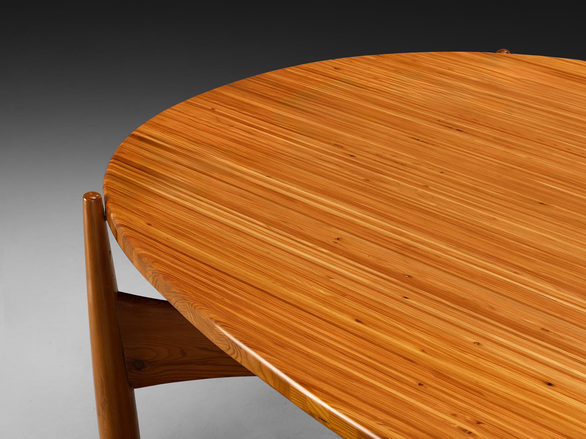 Rare Sergio Rodrigues for ISA Bergamo 'Sheriff' Dining Table in Solid Pine tables Morentz