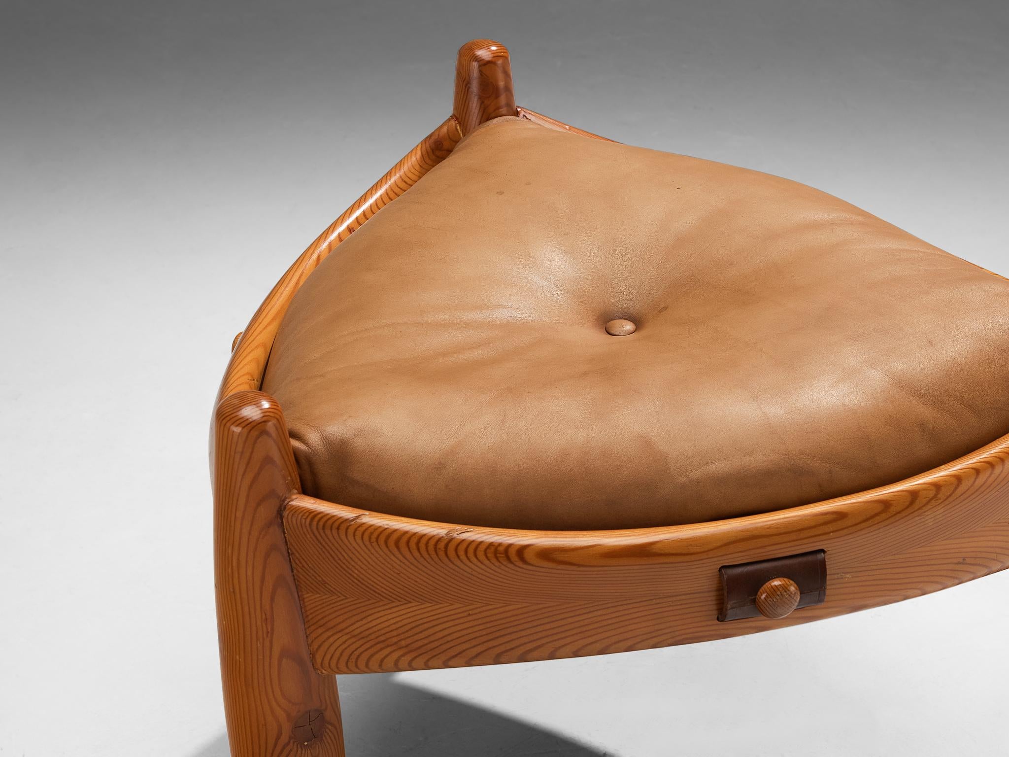 Rare Sergio Rodrigues for ISA Bergamo 'Sheriff' Stools in Solid Pine seating Morentz