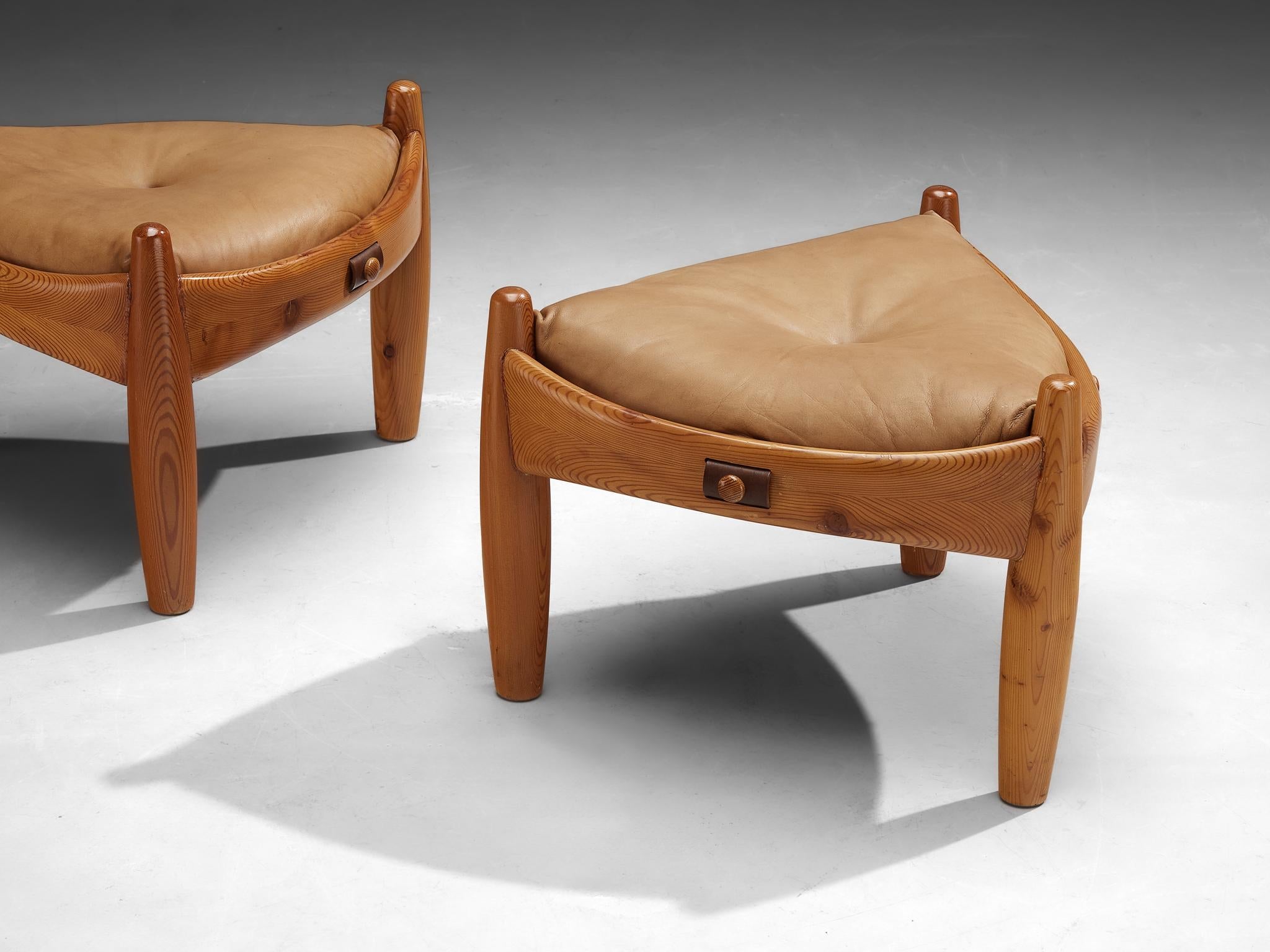Rare Sergio Rodrigues for ISA Bergamo 'Sheriff' Stools in Solid Pine seating Morentz