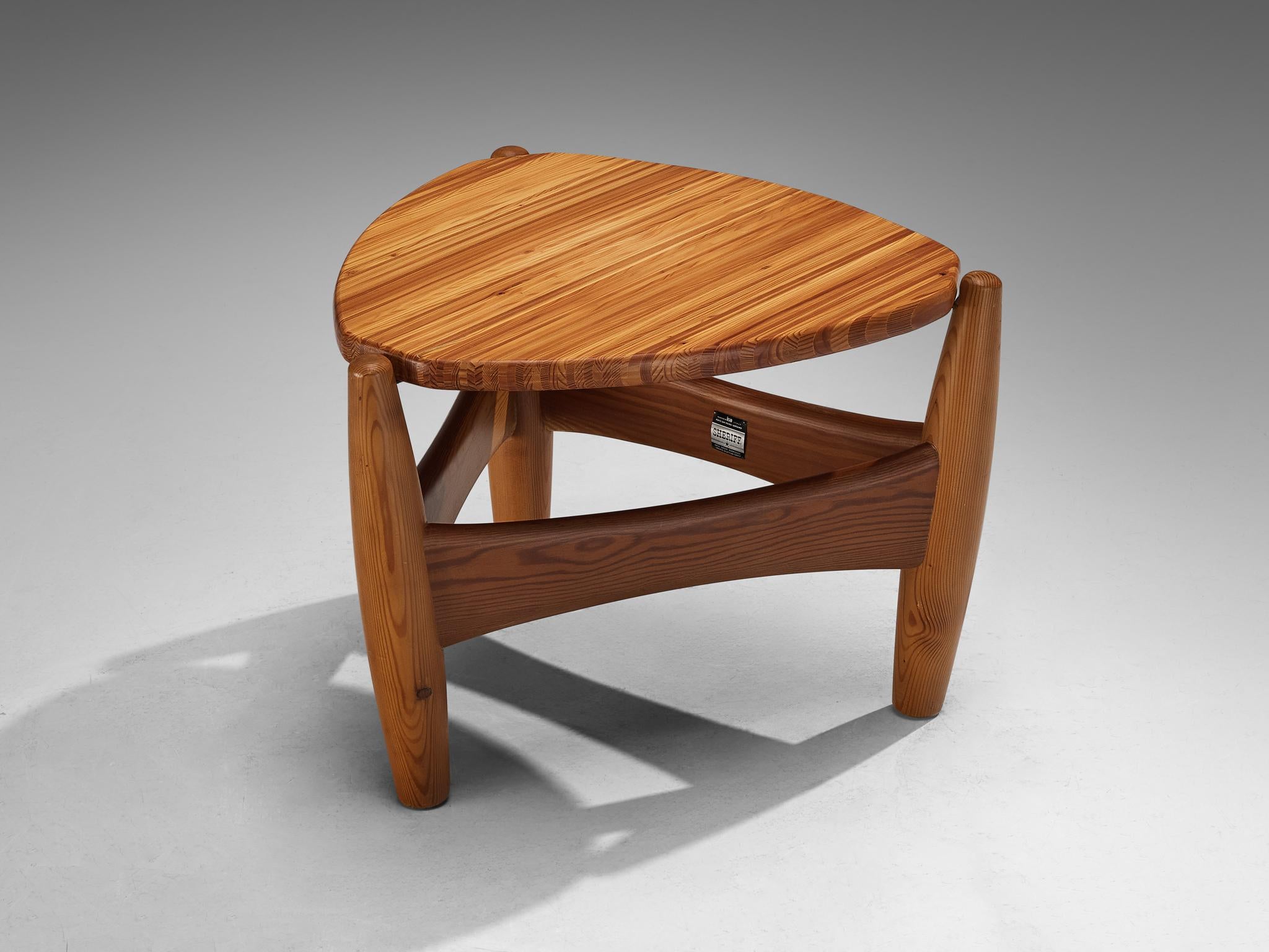 Rare Sergio Rodrigues for ISA Bergamo 'Sheriff' Side Table in Solid Pine tables Morentz
