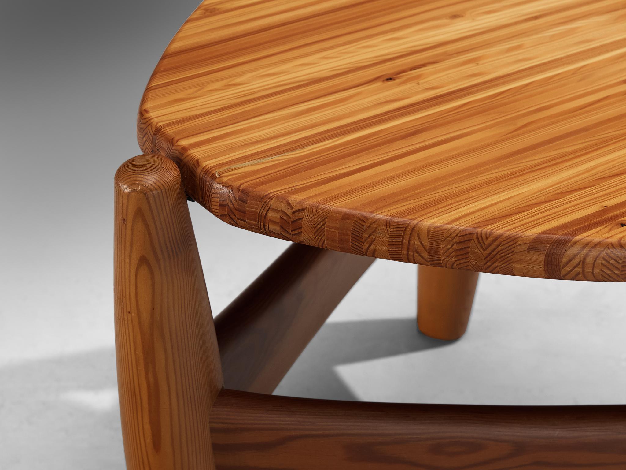 Rare Sergio Rodrigues for ISA Bergamo 'Sheriff' Side Table in Solid Pine tables Morentz