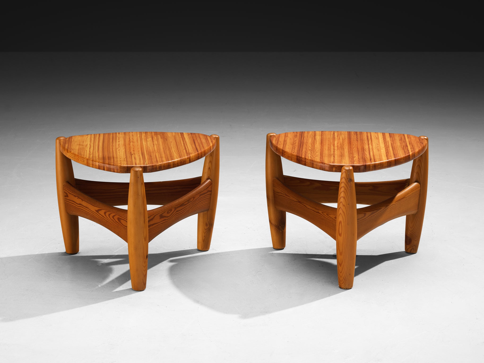 Rare Sergio Rodrigues for ISA Bergamo 'Sheriff' Side Tables in Solid Pine Tables Morentz