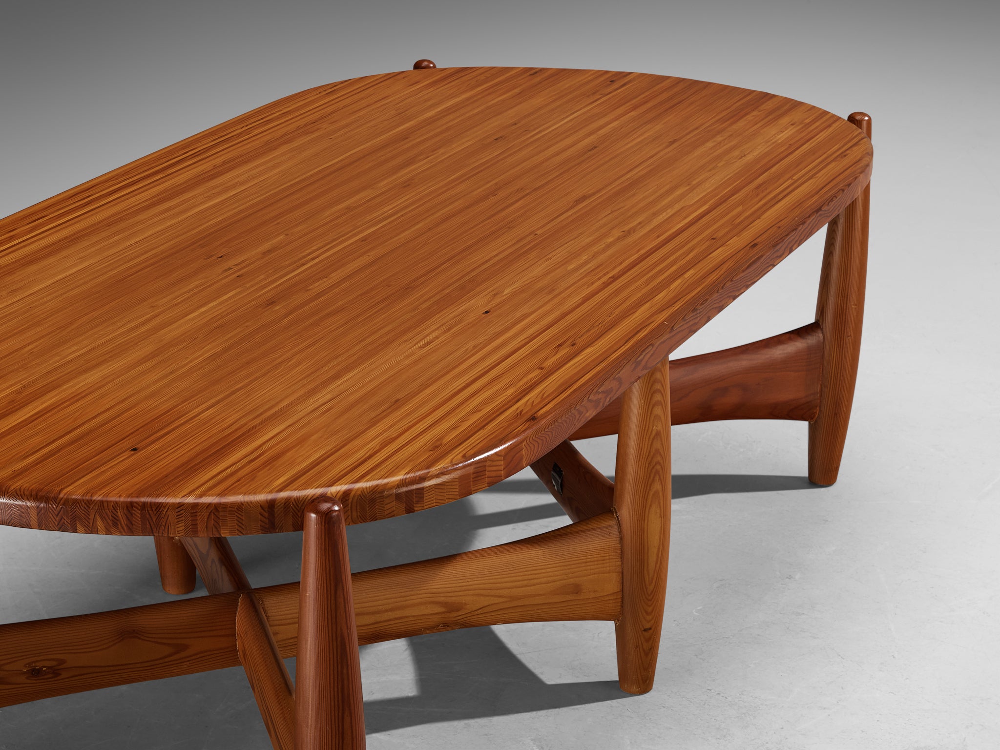 Rare Sergio Rodrigues for ISA Bergamo 'Sheriff' Coffee Table in Solid Pine Tables Morentz