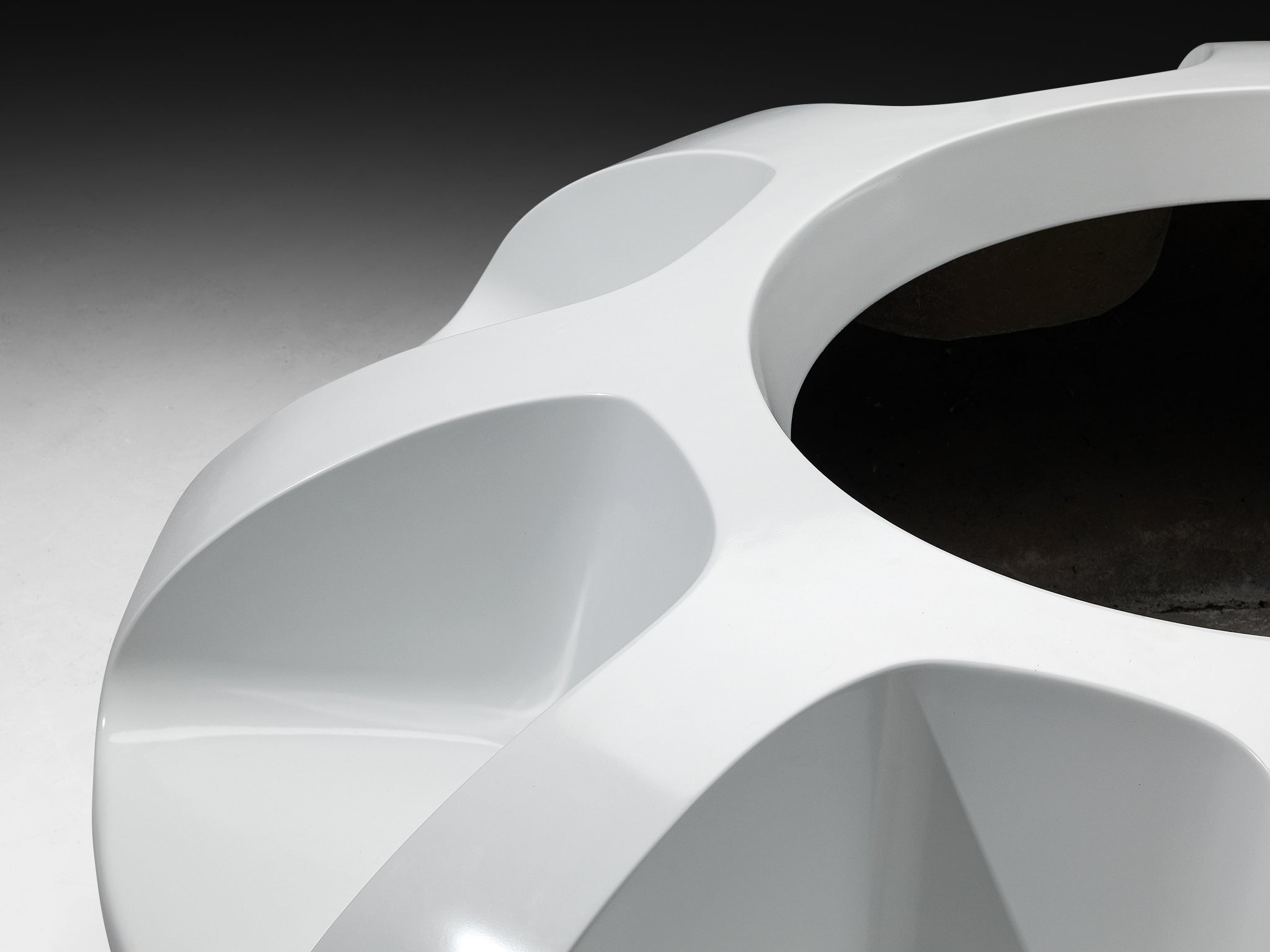 Elsie Crawford for Sintoform Large 8-Seat 'Carousel' Sofa in Fiberglass Seating Morentz