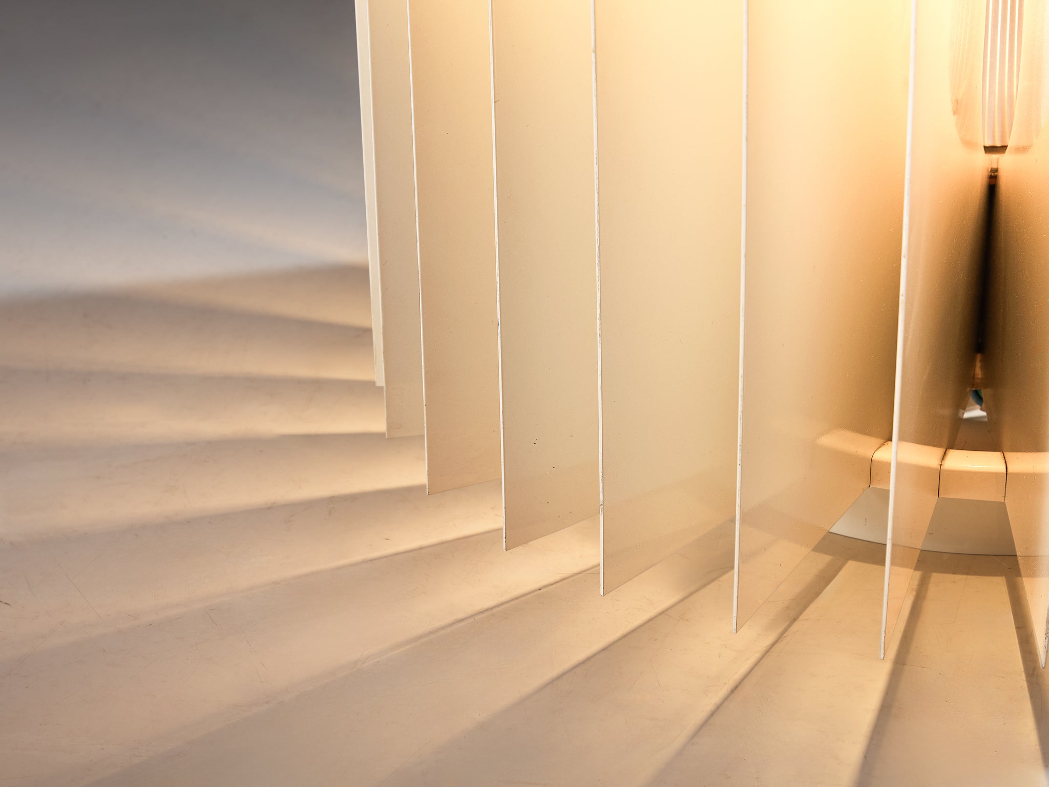 Giancarlo Mattioli for Sirrah 'MT' Floor or Table Lamp in White Lacquered Aluminum Lighting Morentz