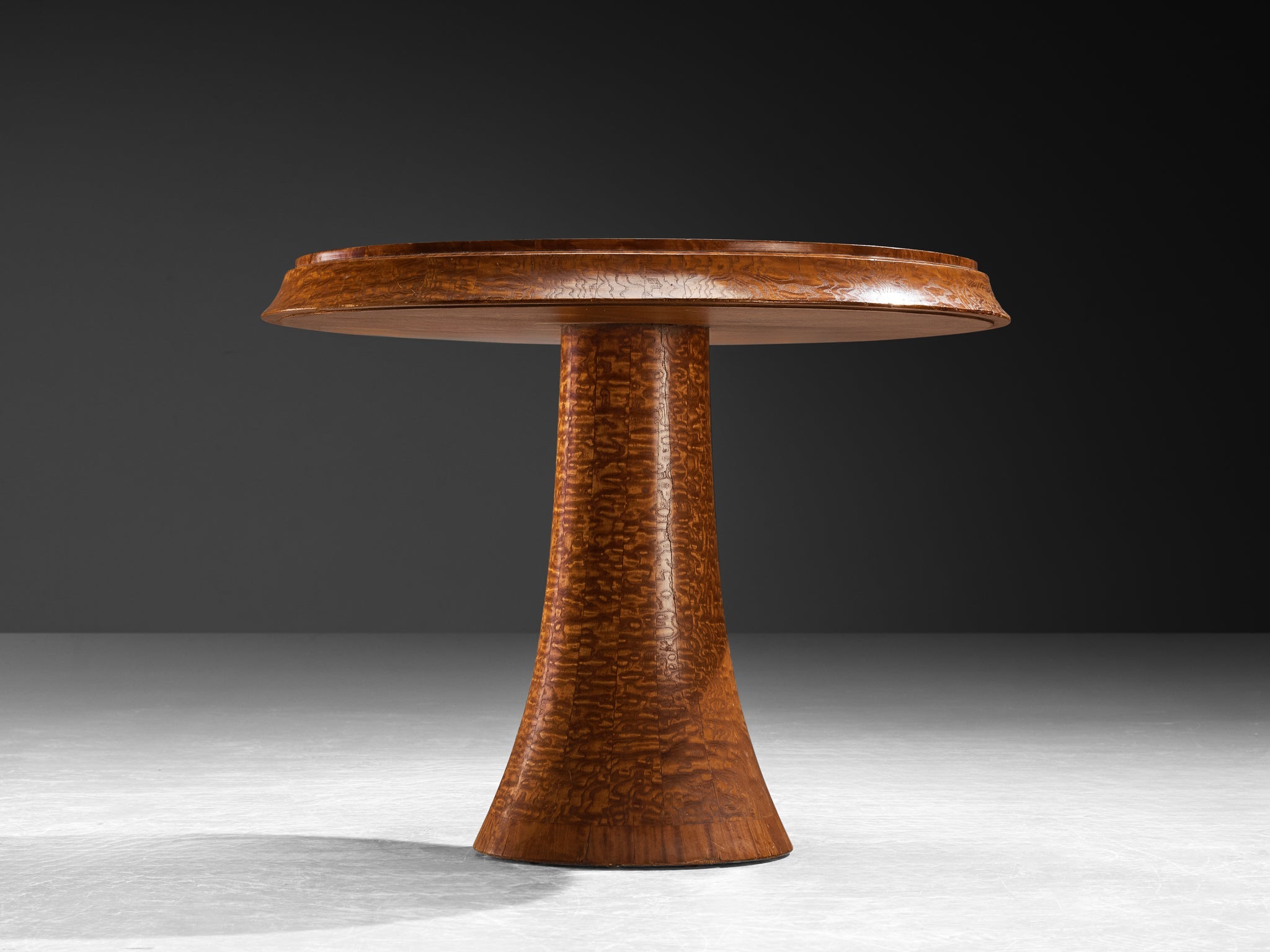 Art Deco Italian Side Table in Burl Wood tables Morentz