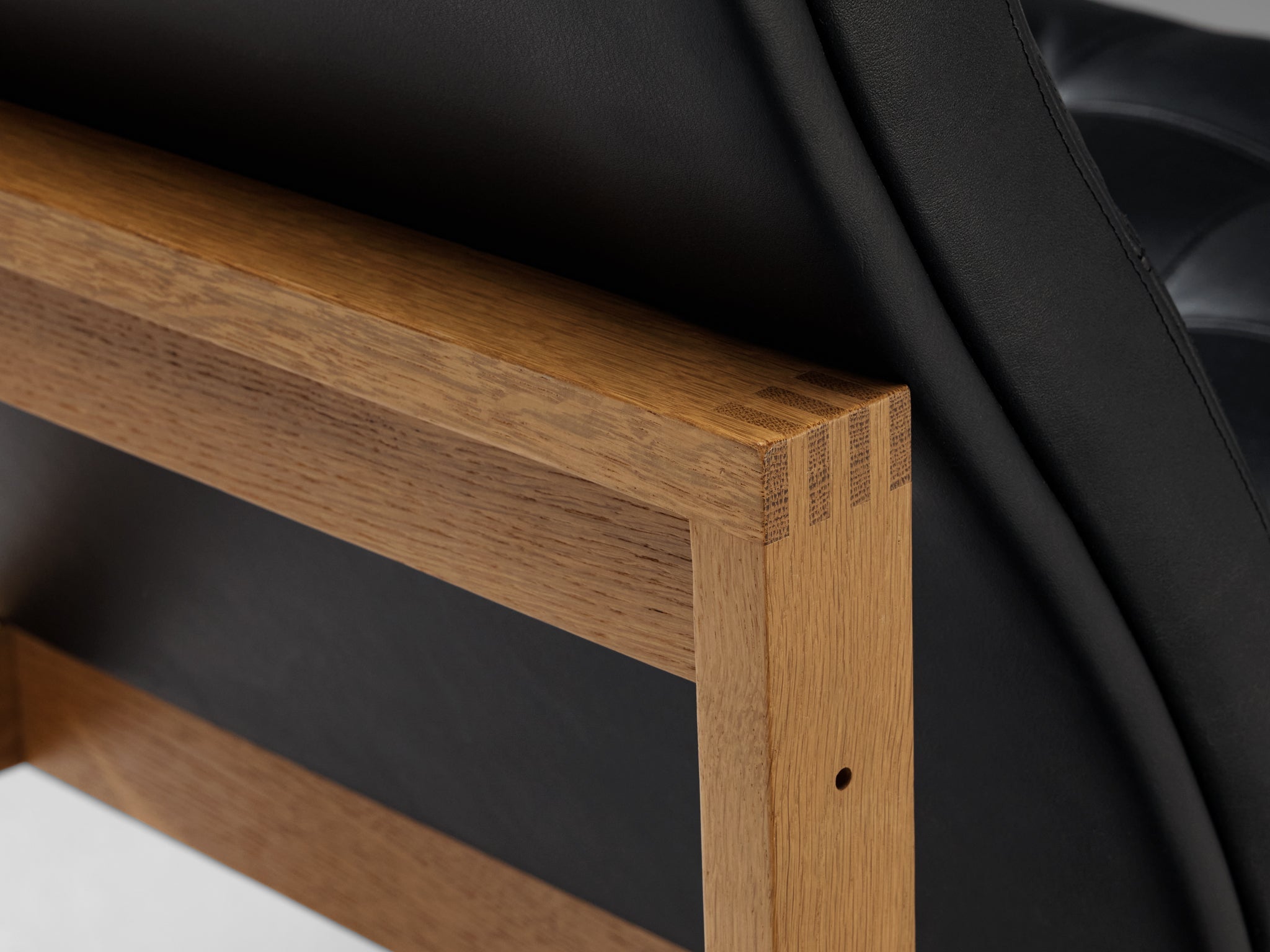 Torben Lind & Ole Gjerløv-Knudsen Pair of Easy Chairs Oak and Leather seating Morentz