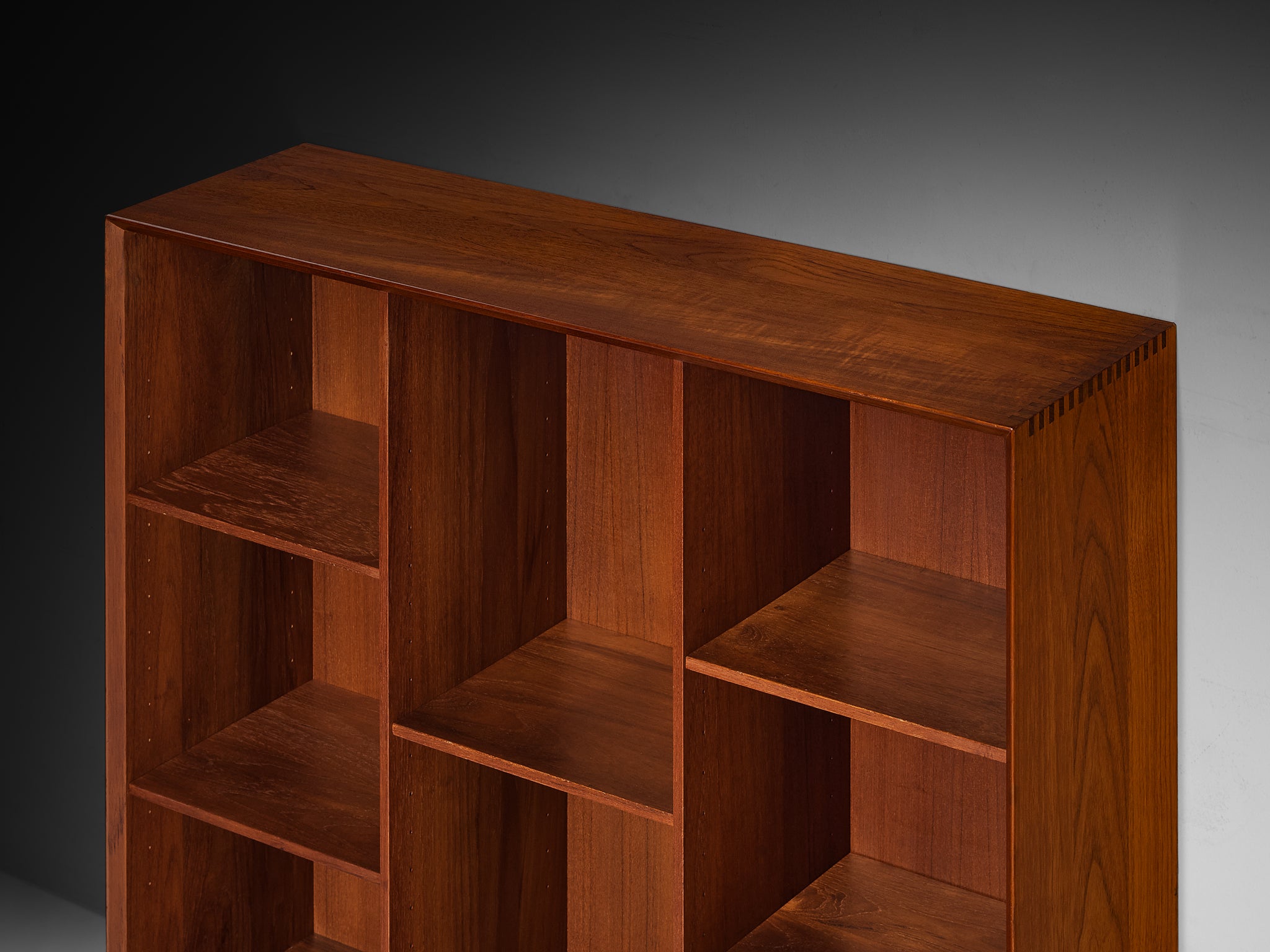 Hvidt & Mølgaard Nielsen for Søborg Møbelfabrik Bookcase Cabinet in Teak Case pieces and storage cabinets Morentz