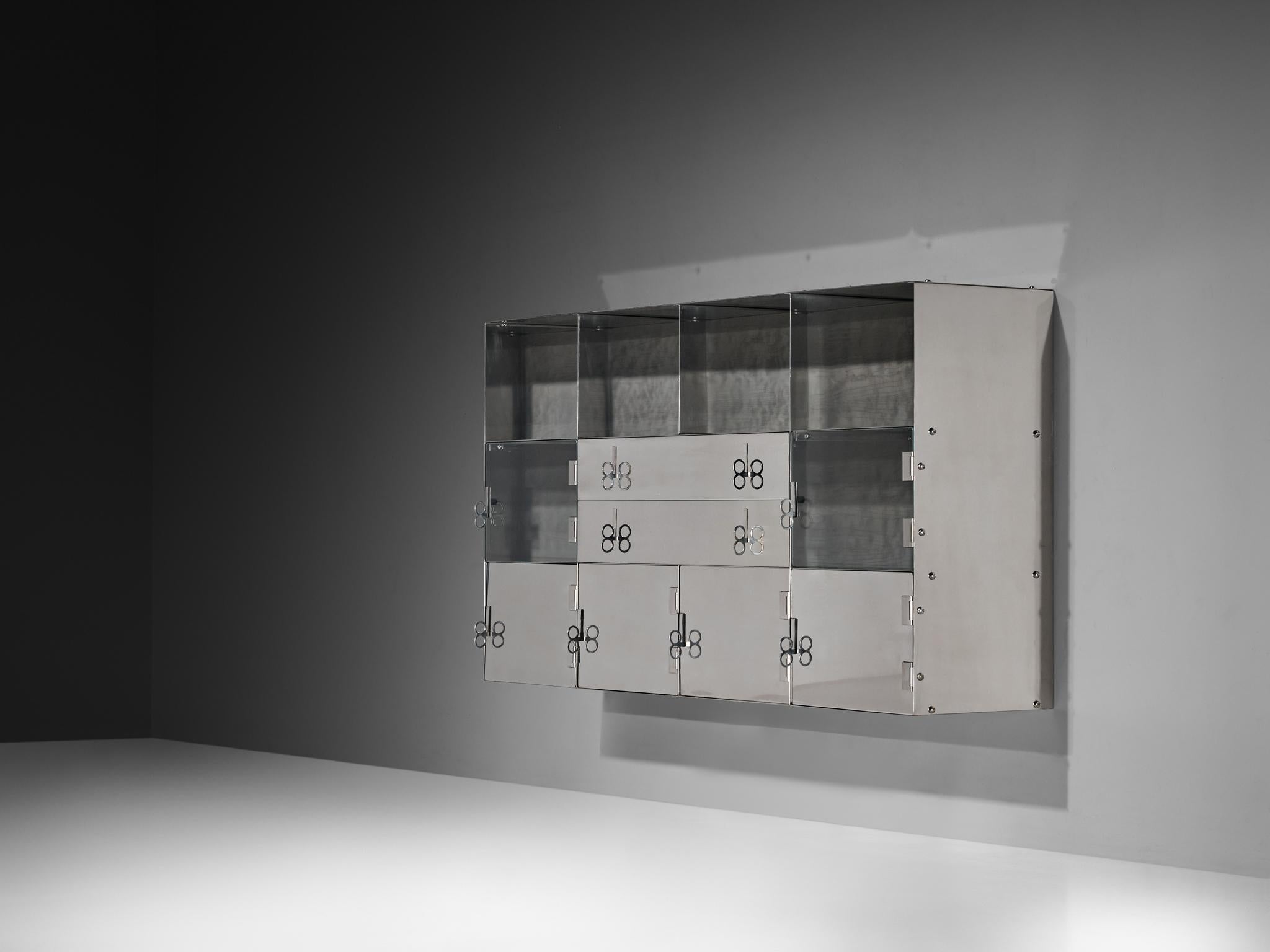 Vittorio Introini for Saporiti Mirrored Sideboard Polished Aluminum Glass case pieces and storage cabinets Morentz