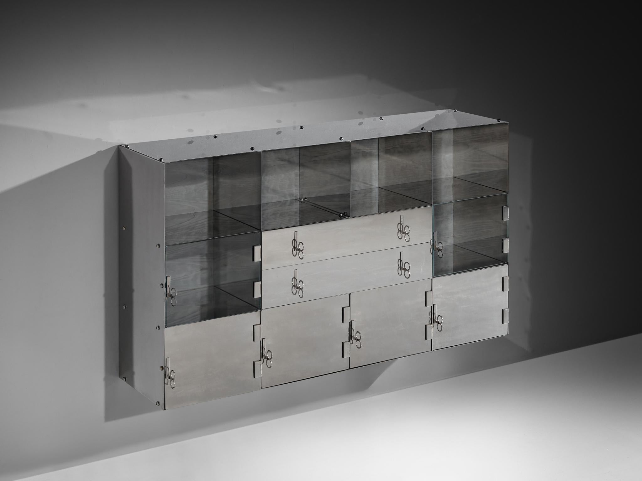 Vittorio Introini for Saporiti Mirrored Sideboard Polished Aluminum Glass case pieces and storage cabinets Morentz