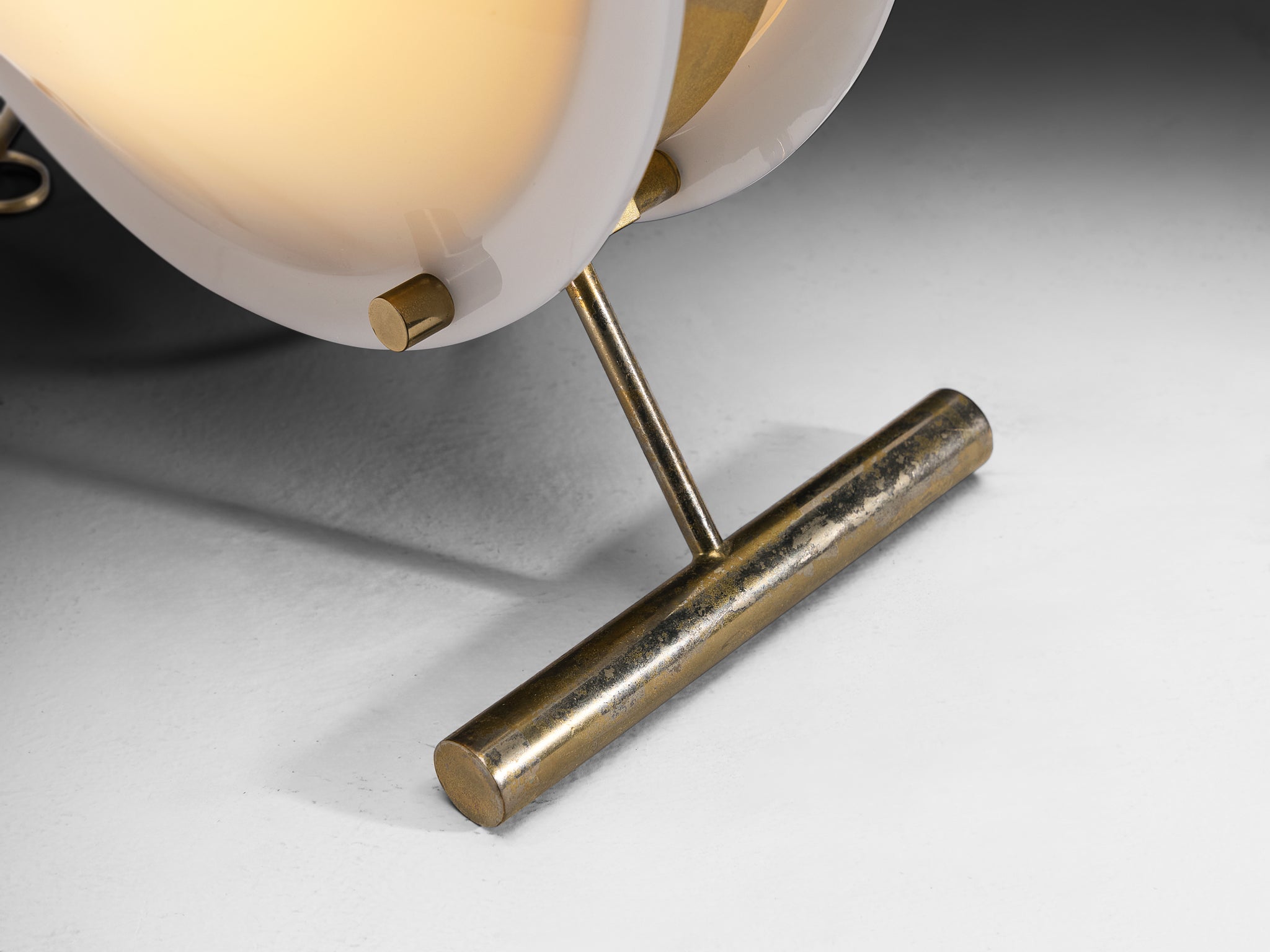 Rare Tito Agnoli for O-Luce '260' Table Lamp in Perspex and Brass Lighting Morentz