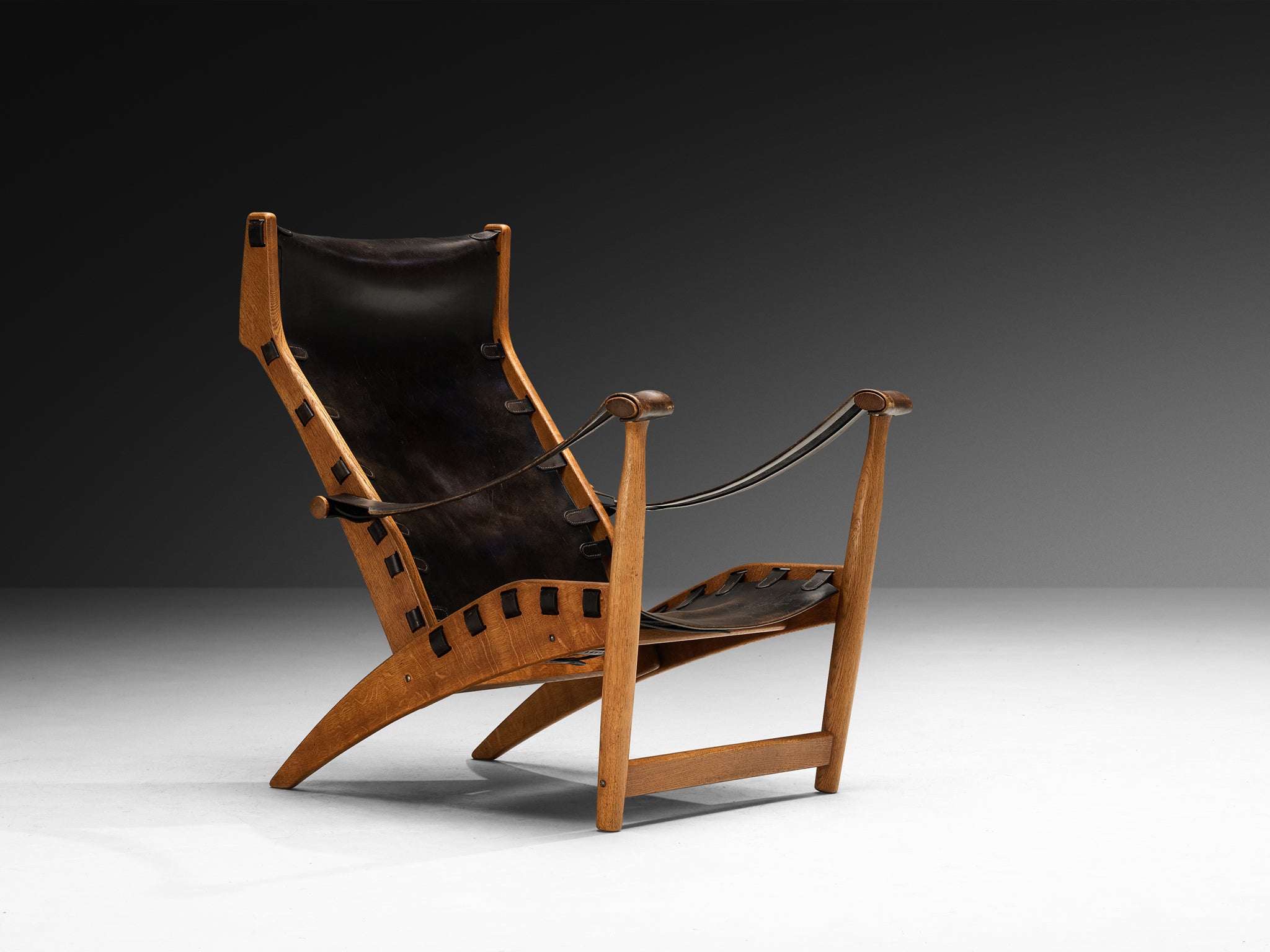 Mogens Voltelen for Niels Vodder 'Copenhagen II' Lounge Chair in Oak Seating Morentz