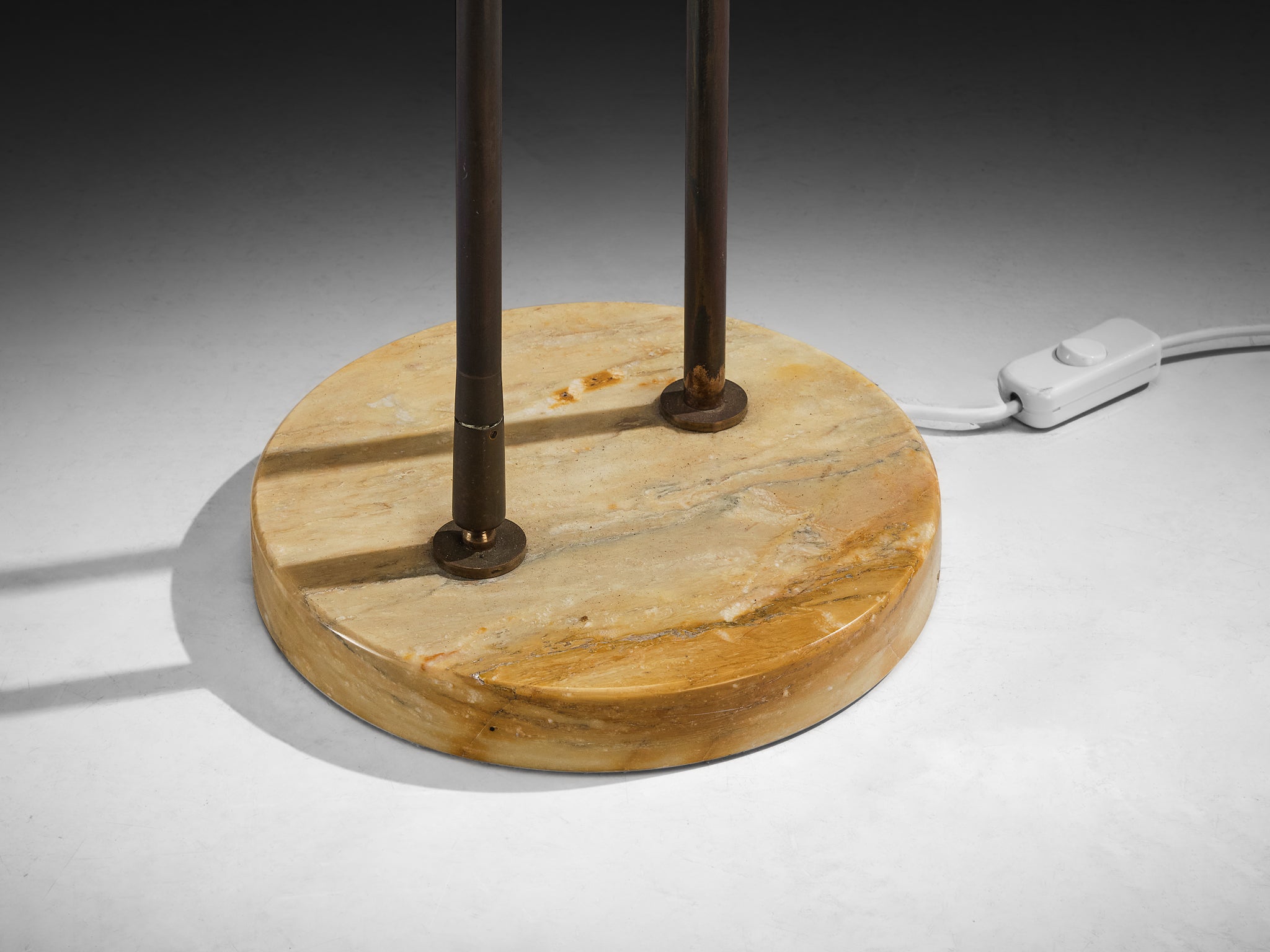 Giuseppe Ostuni for O-Luce '339/2’ Two-Armed Floor Lamp in Marble and Brass Lighting Morentz